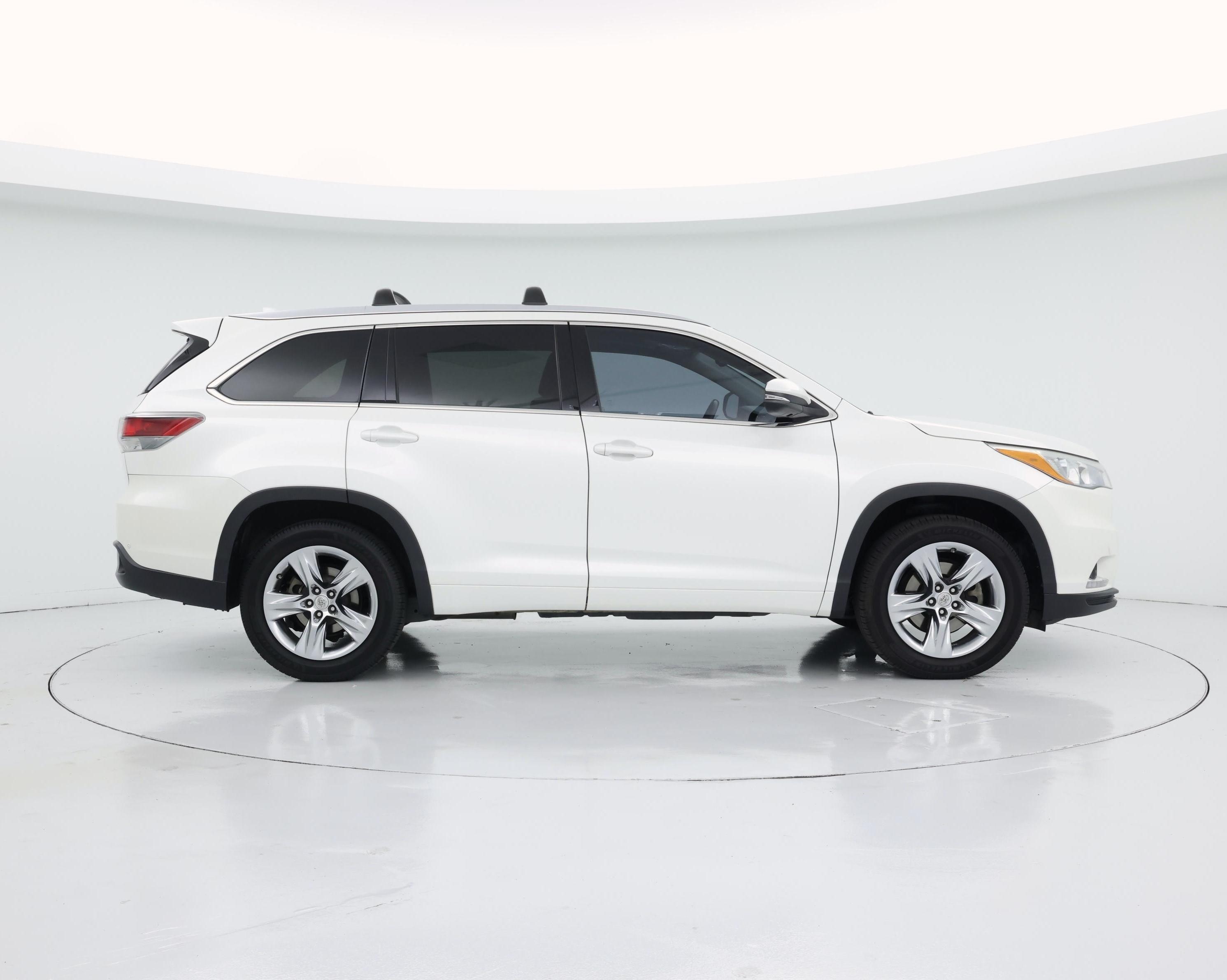 Thumbnail: 2015 Toyota Highlander - 7