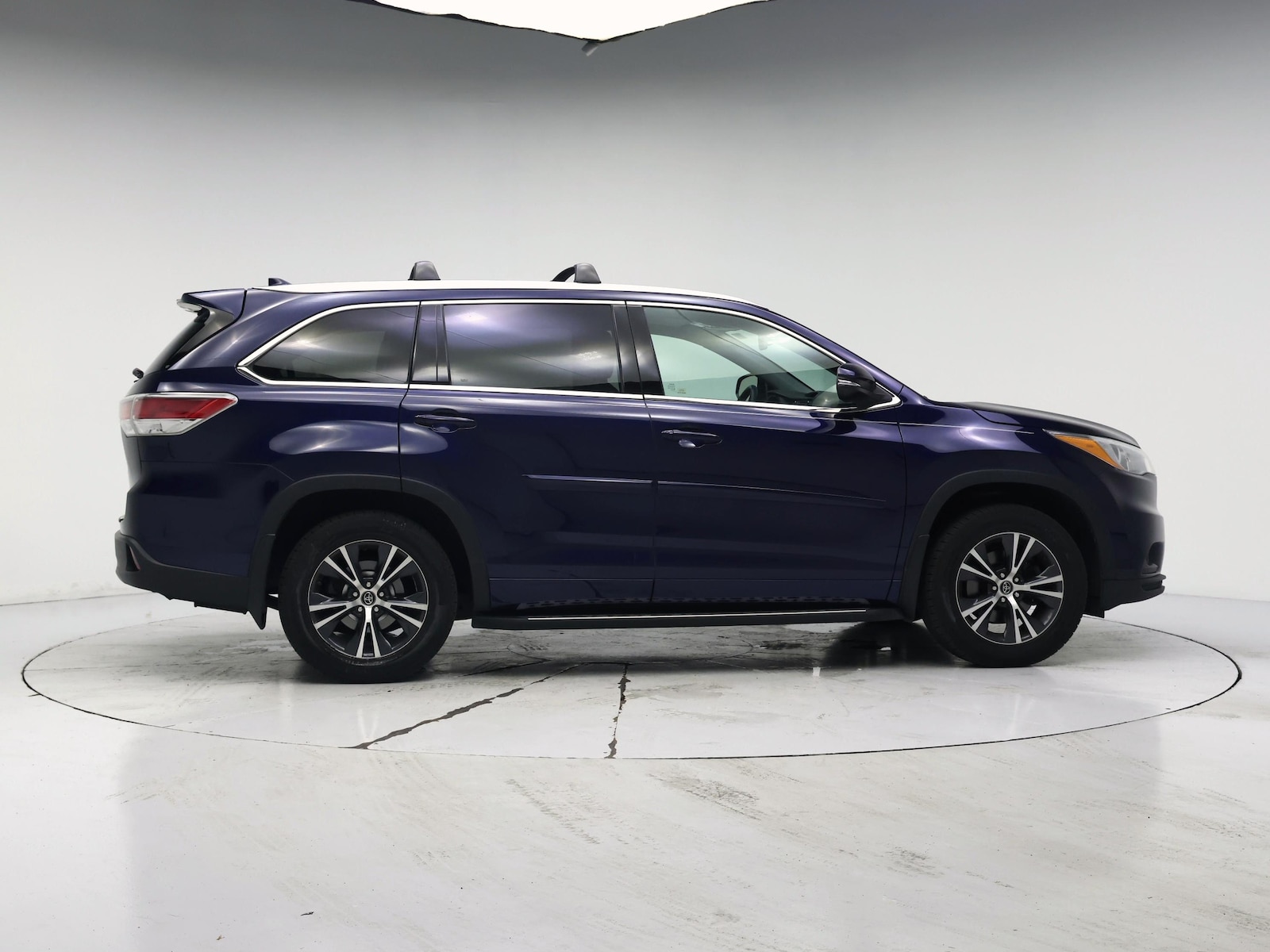2016 Toyota Highlander XLE - Photo 8