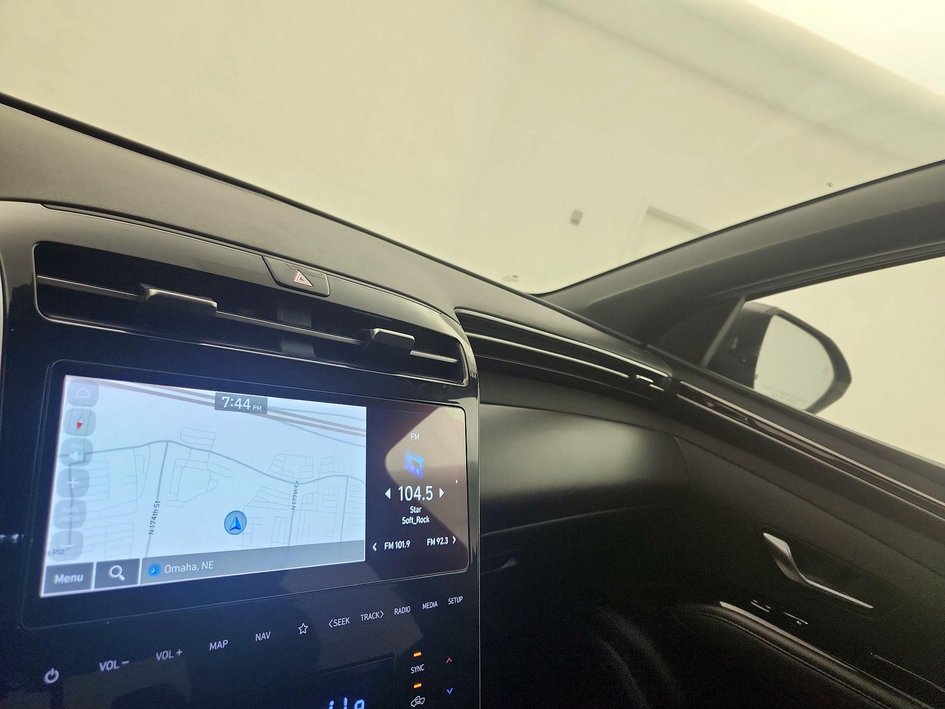 Thumbnail: 2022 Hyundai Santa Cruz - 14