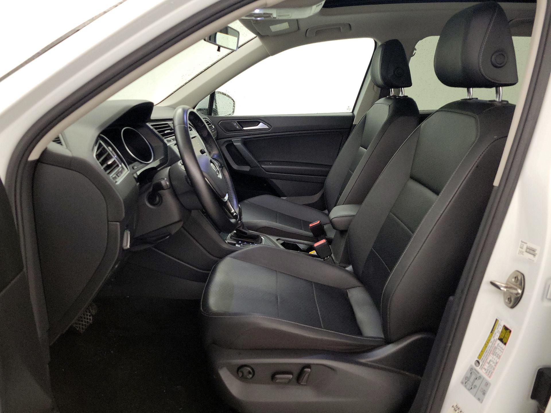 Thumbnail: 2019 Volkswagen Tiguan - 11