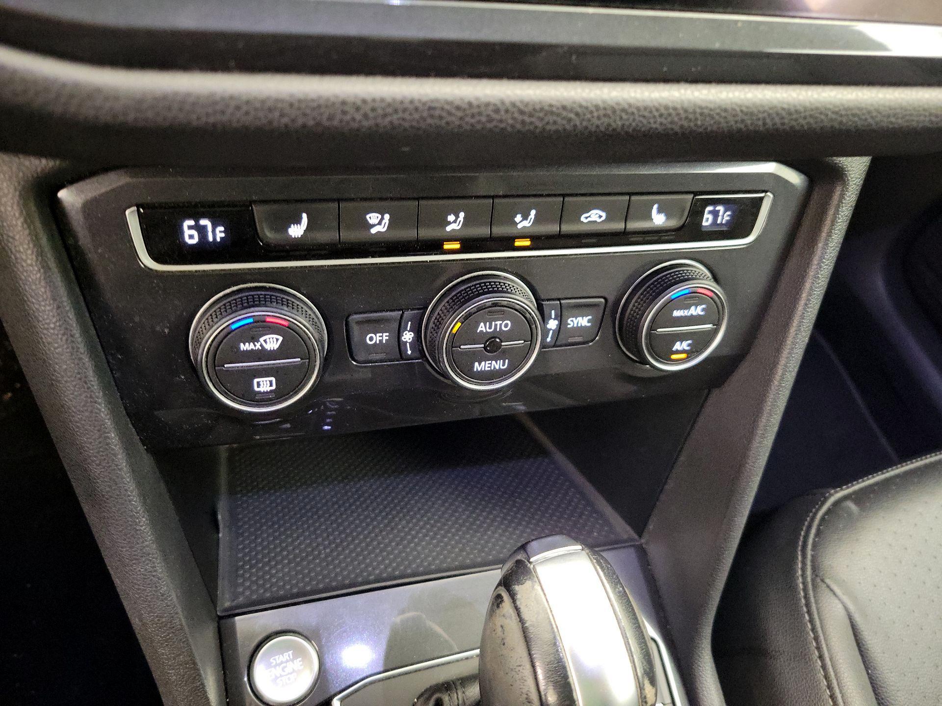 Thumbnail: 2019 Volkswagen Tiguan - 16