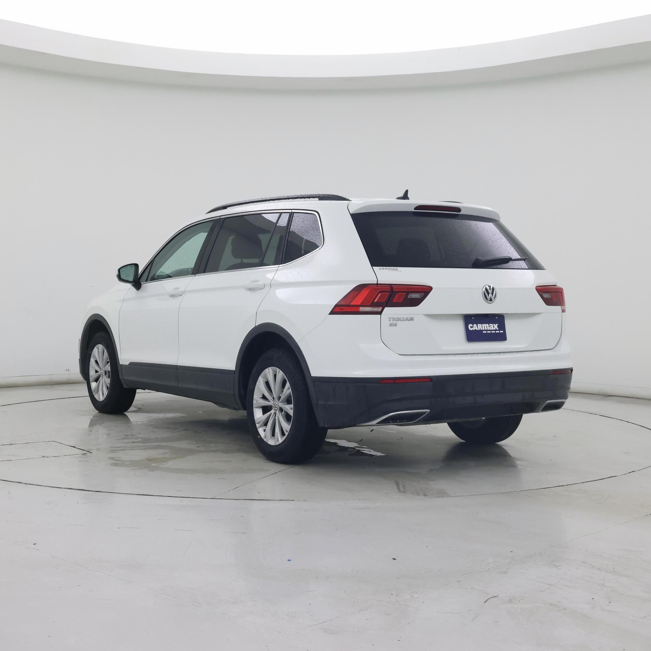 Thumbnail: 2019 Volkswagen Tiguan - 2
