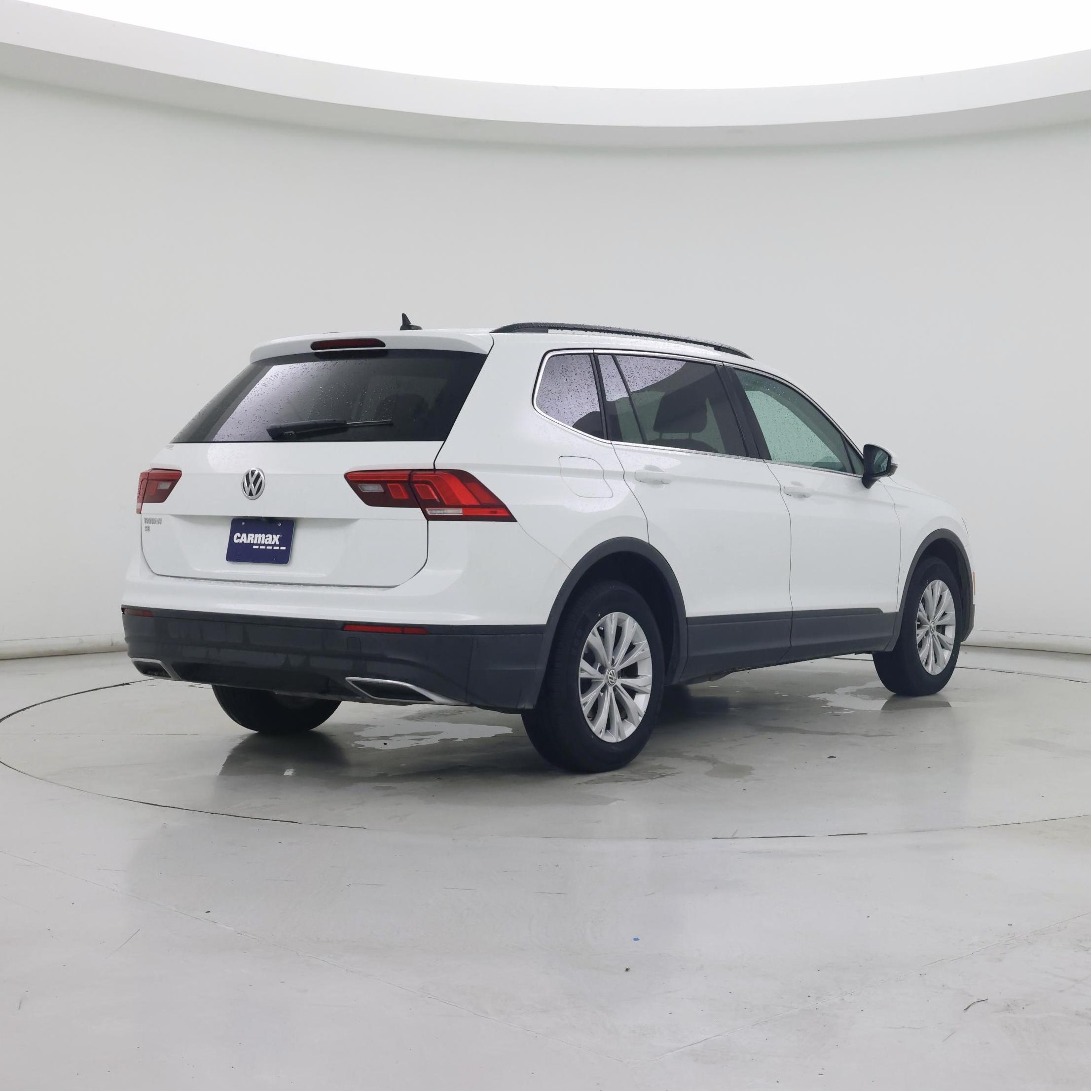 Thumbnail: 2019 Volkswagen Tiguan - 8