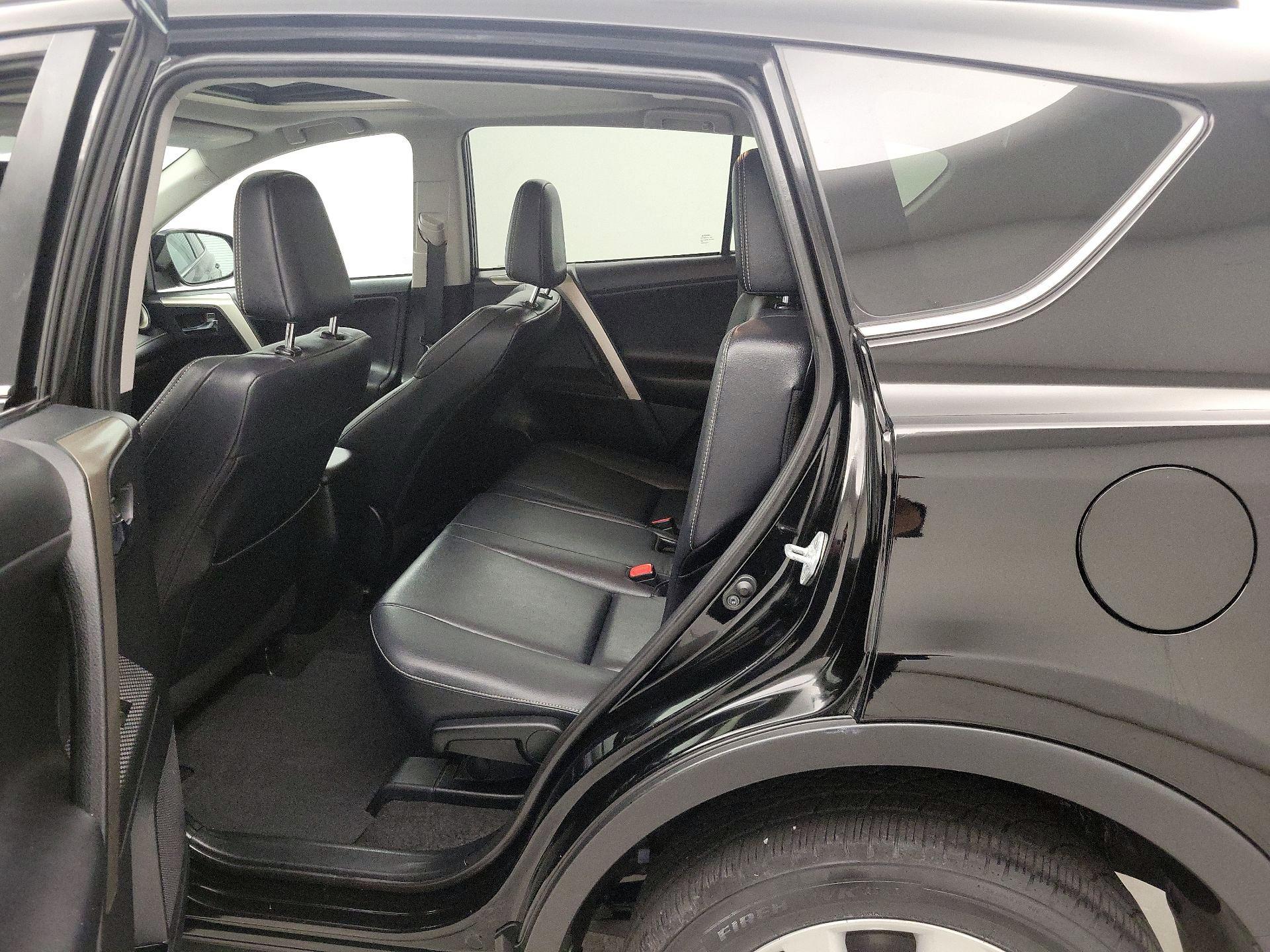 Thumbnail: 2014 Toyota RAV4 - 20