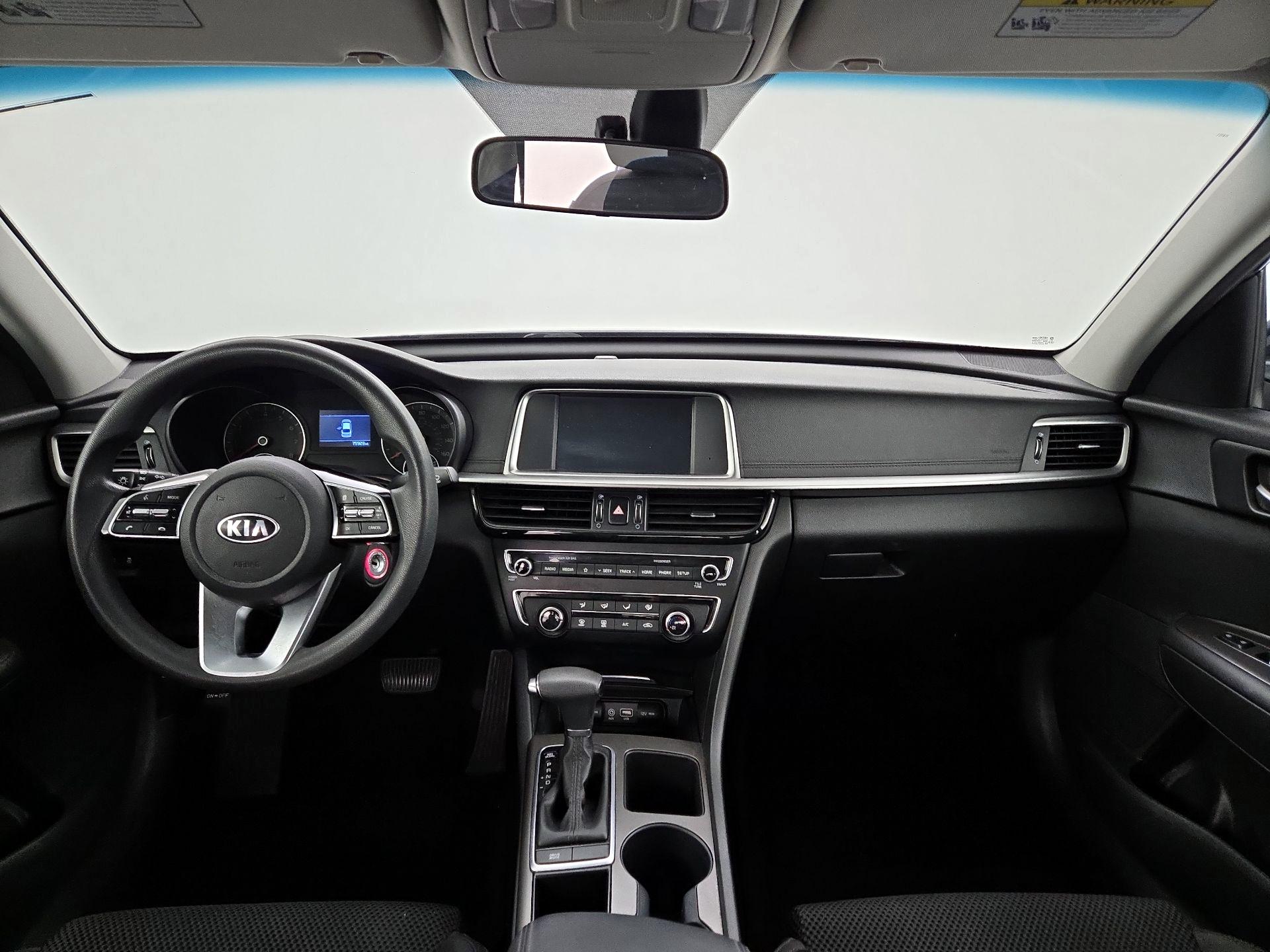 Thumbnail: 2020 Kia Optima - 9