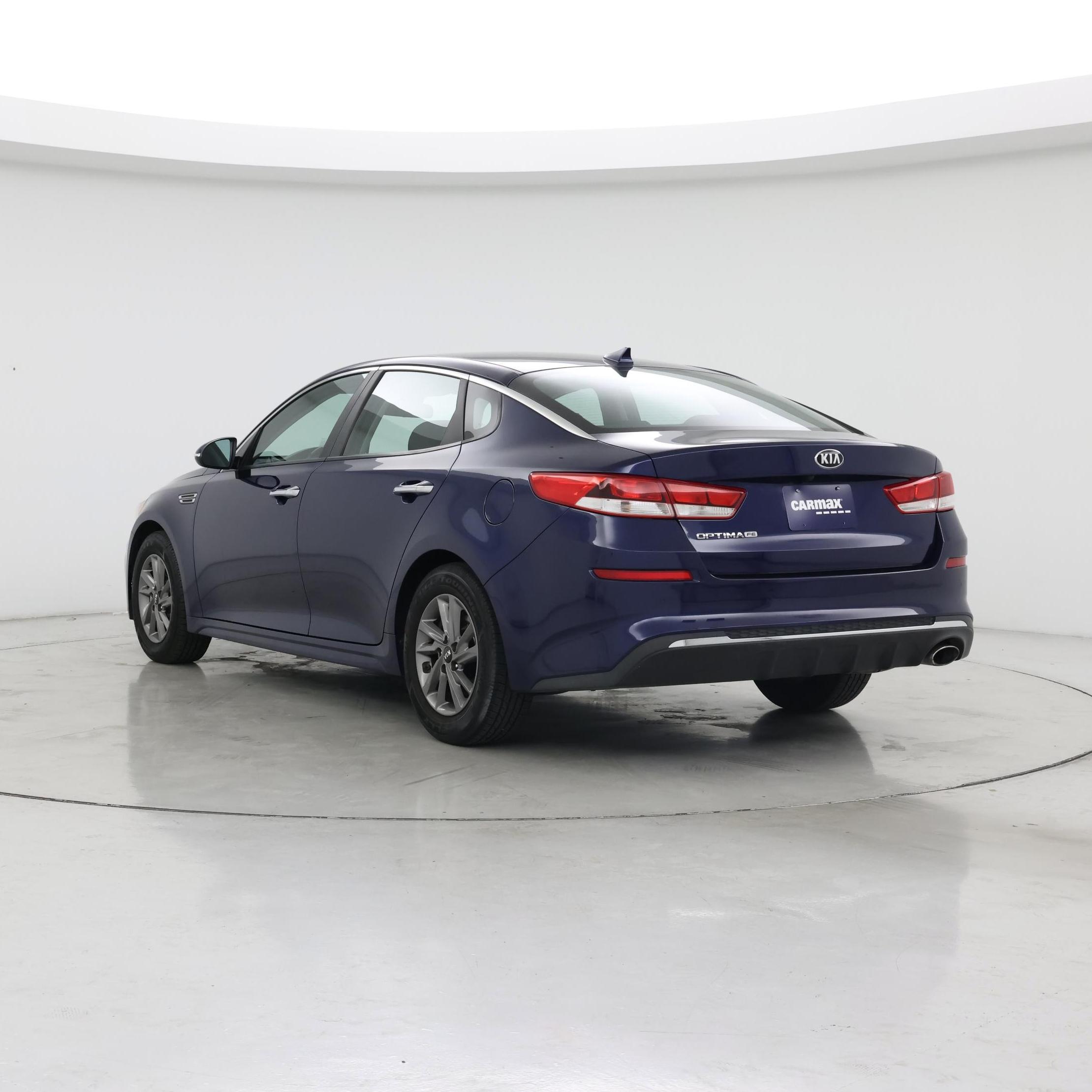 Thumbnail: 2020 Kia Optima - 2