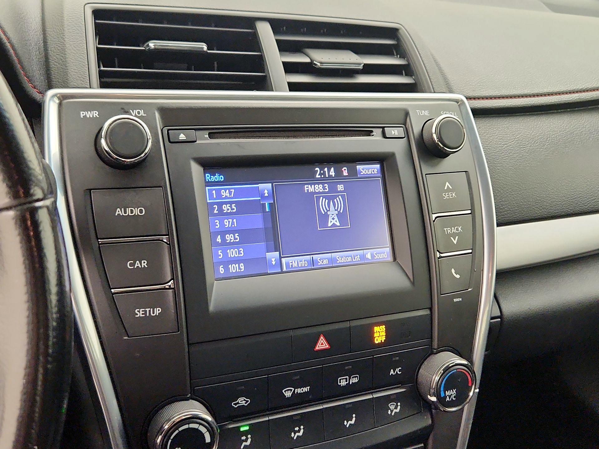 Thumbnail: 2016 Toyota Camry - 14
