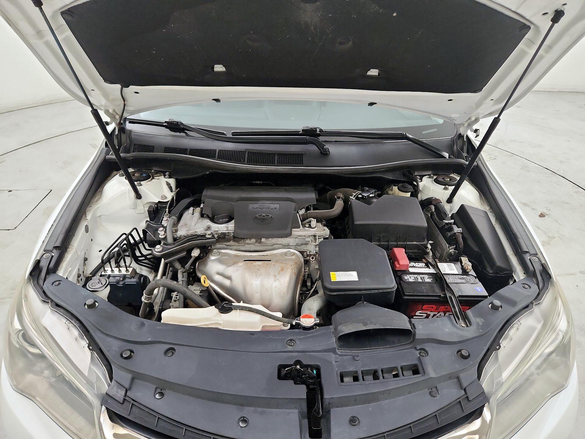 Thumbnail: 2016 Toyota Camry - 20
