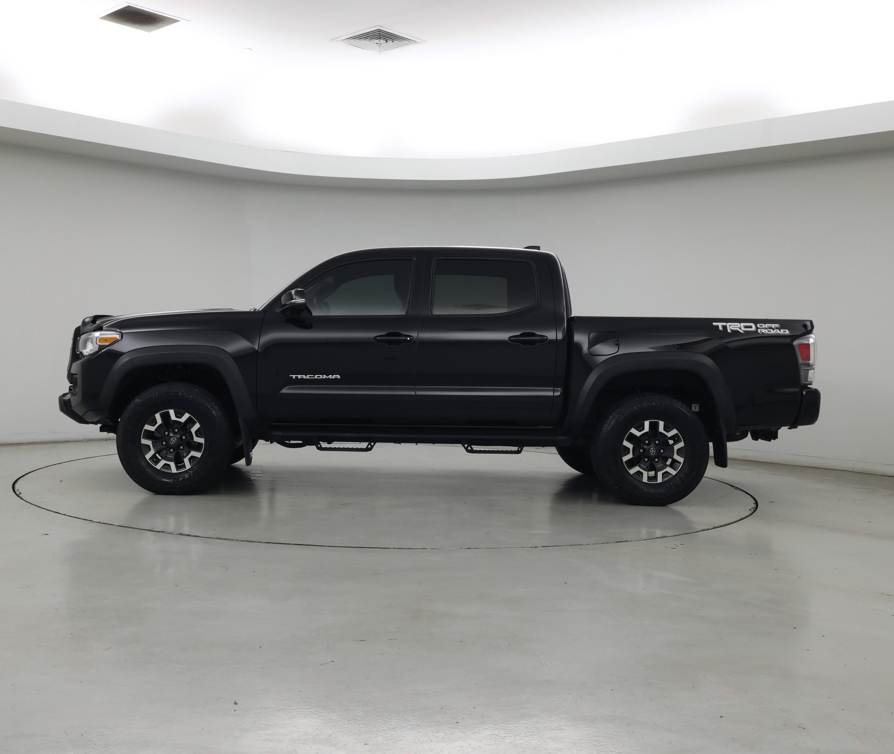 Thumbnail: 2023 Toyota Tacoma - 3