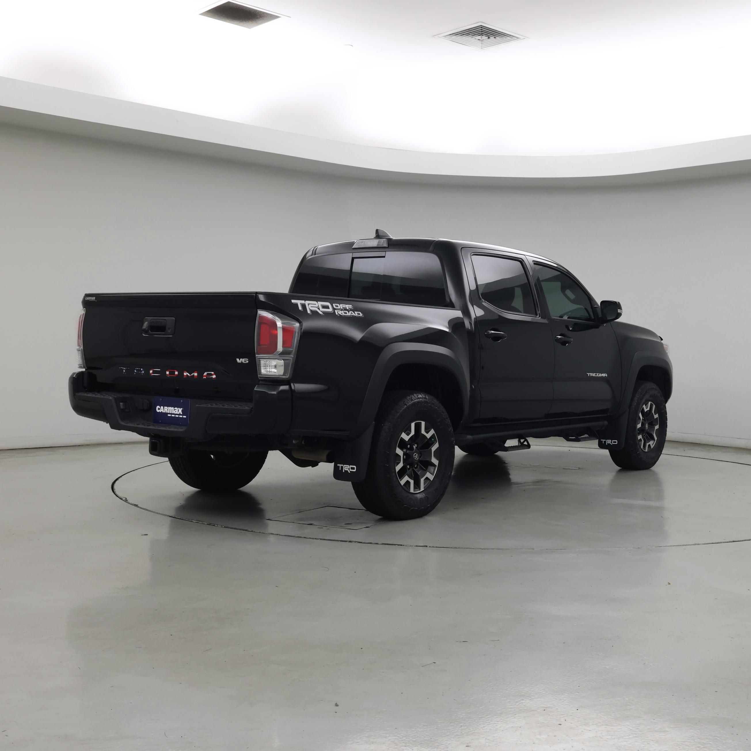 Thumbnail: 2023 Toyota Tacoma - 8