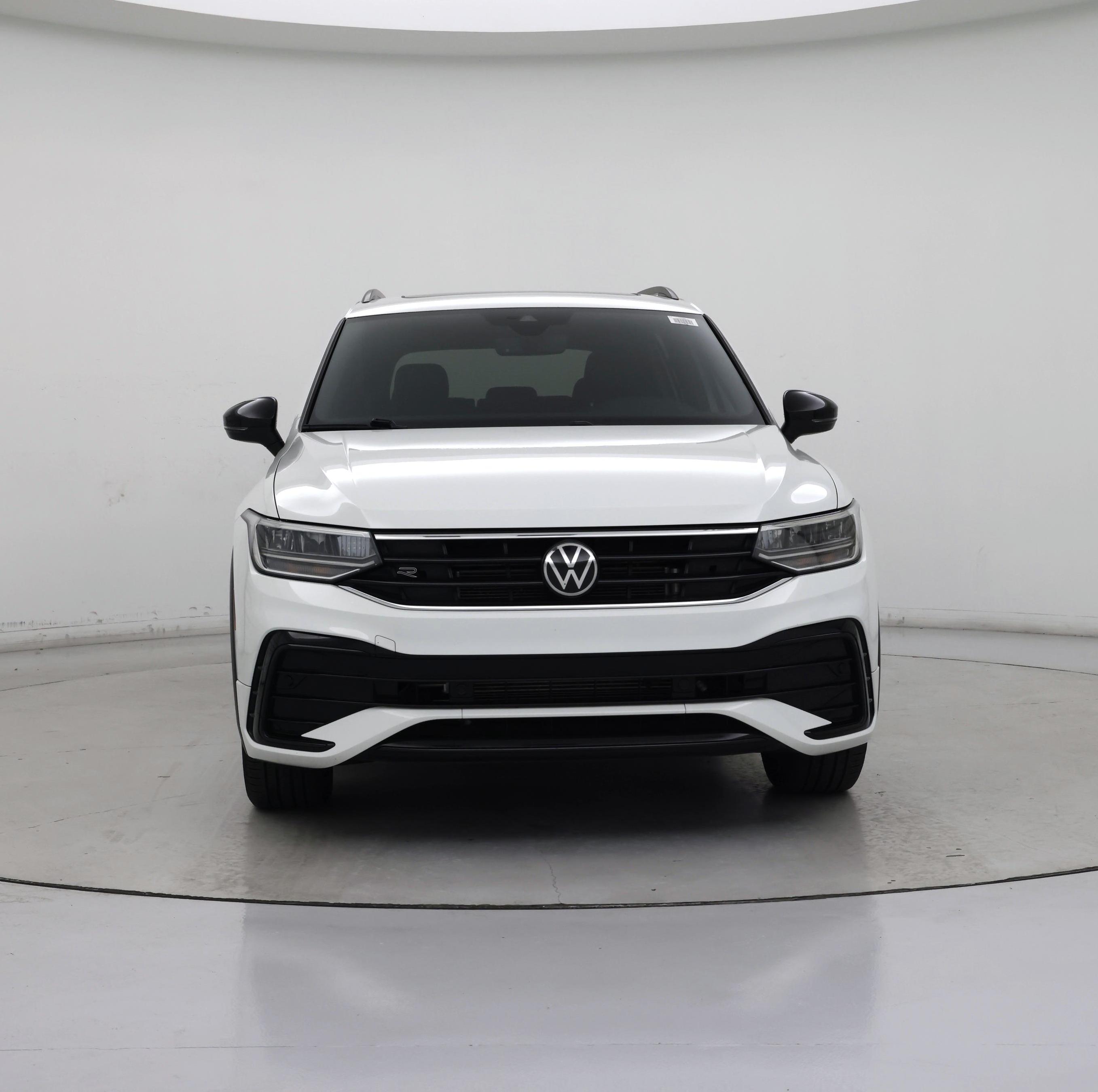 Thumbnail: 2022 Volkswagen Tiguan - 5