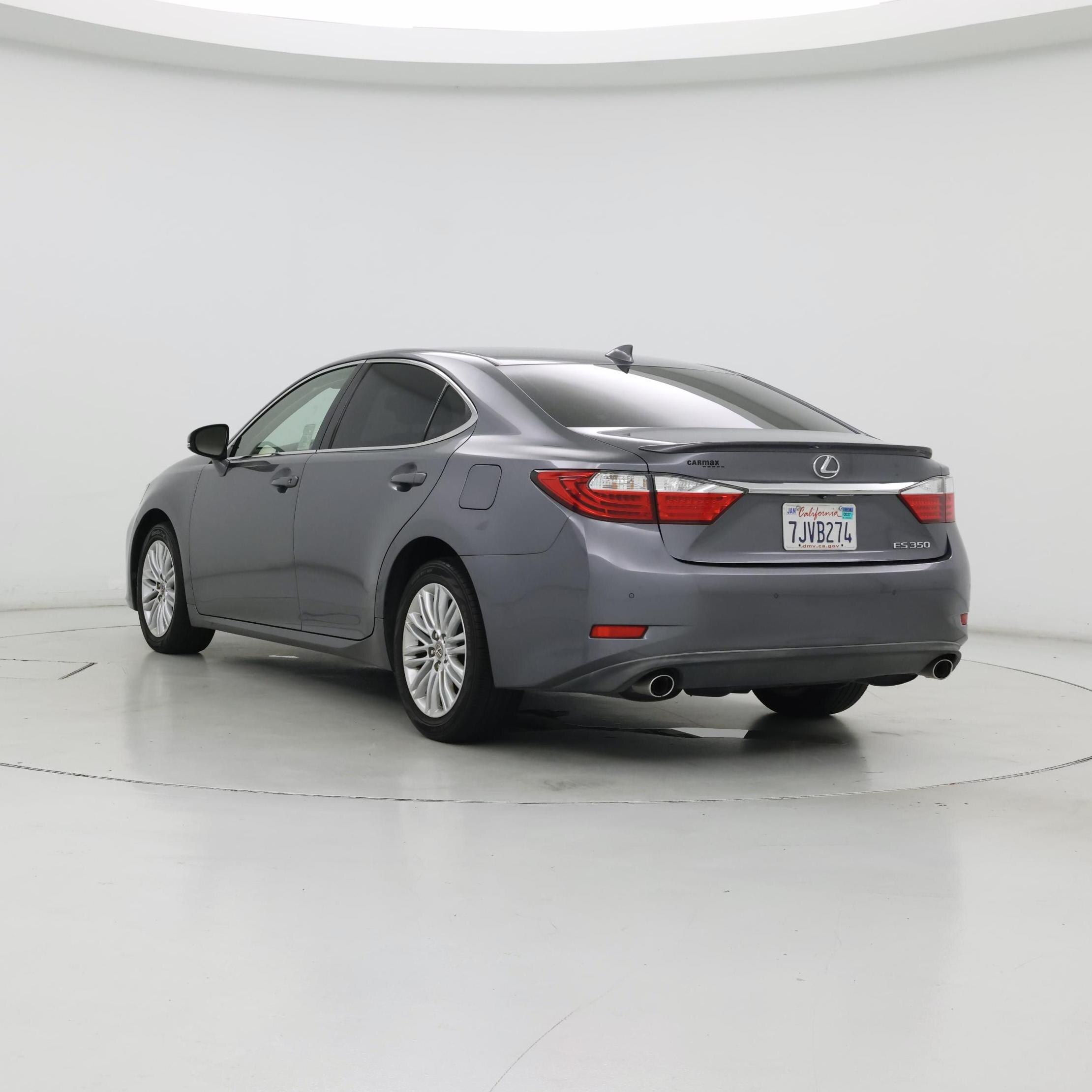 Thumbnail: 2015 Lexus ES - 2