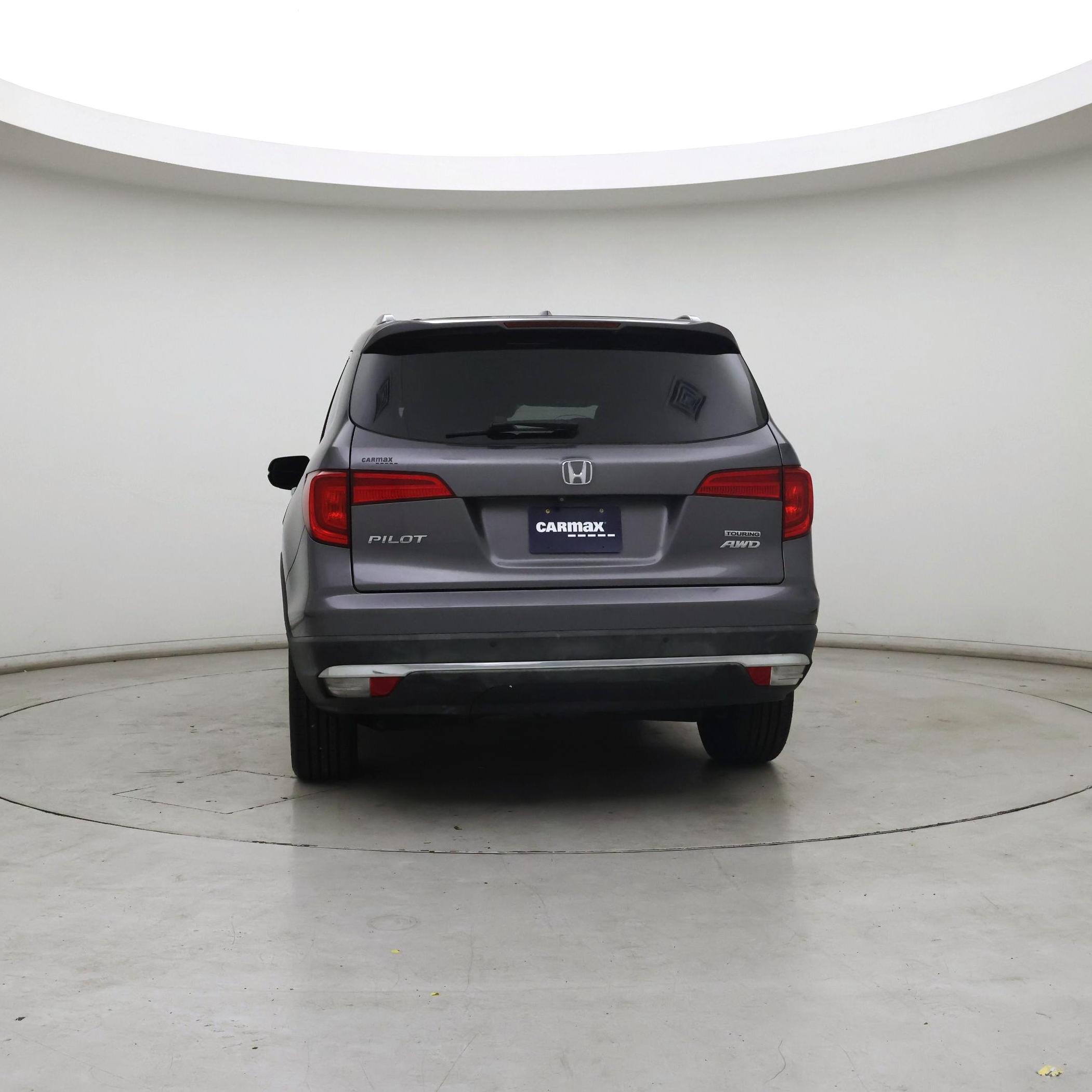 Thumbnail: 2017 Honda Pilot - 6