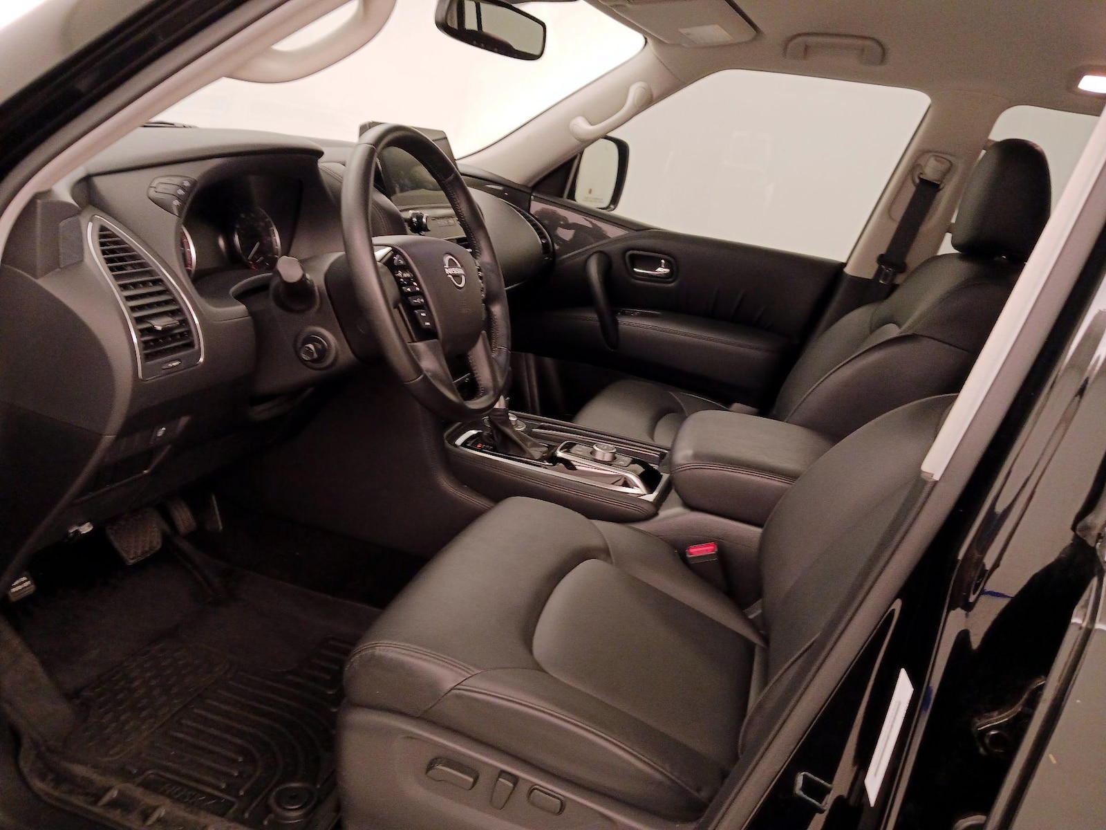 2024 Nissan Armada SV - Photo 12