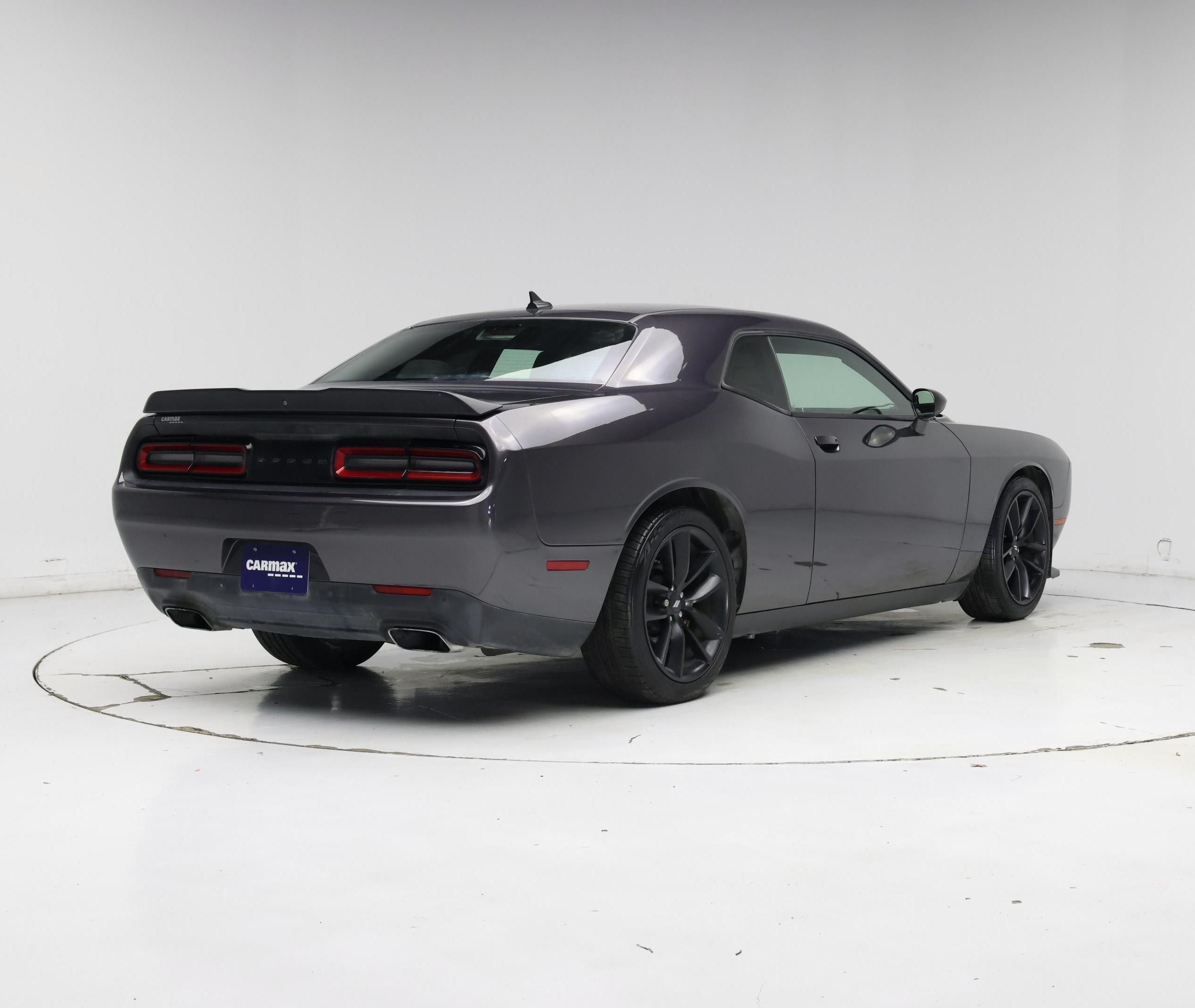 Thumbnail: 2019 Dodge Challenger - 8