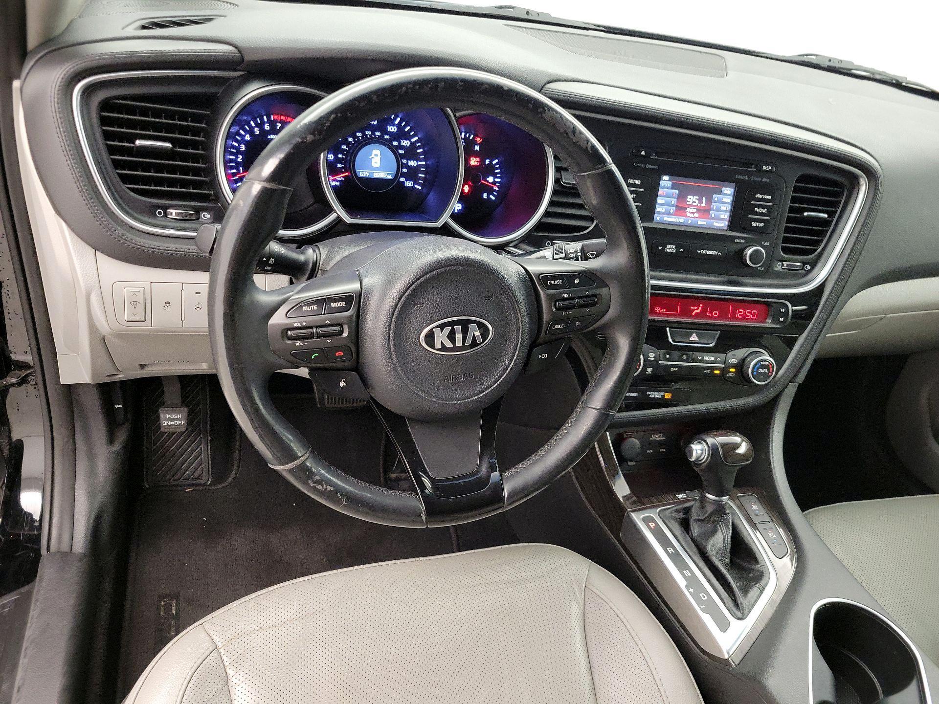 Thumbnail: 2014 Kia Optima - 10