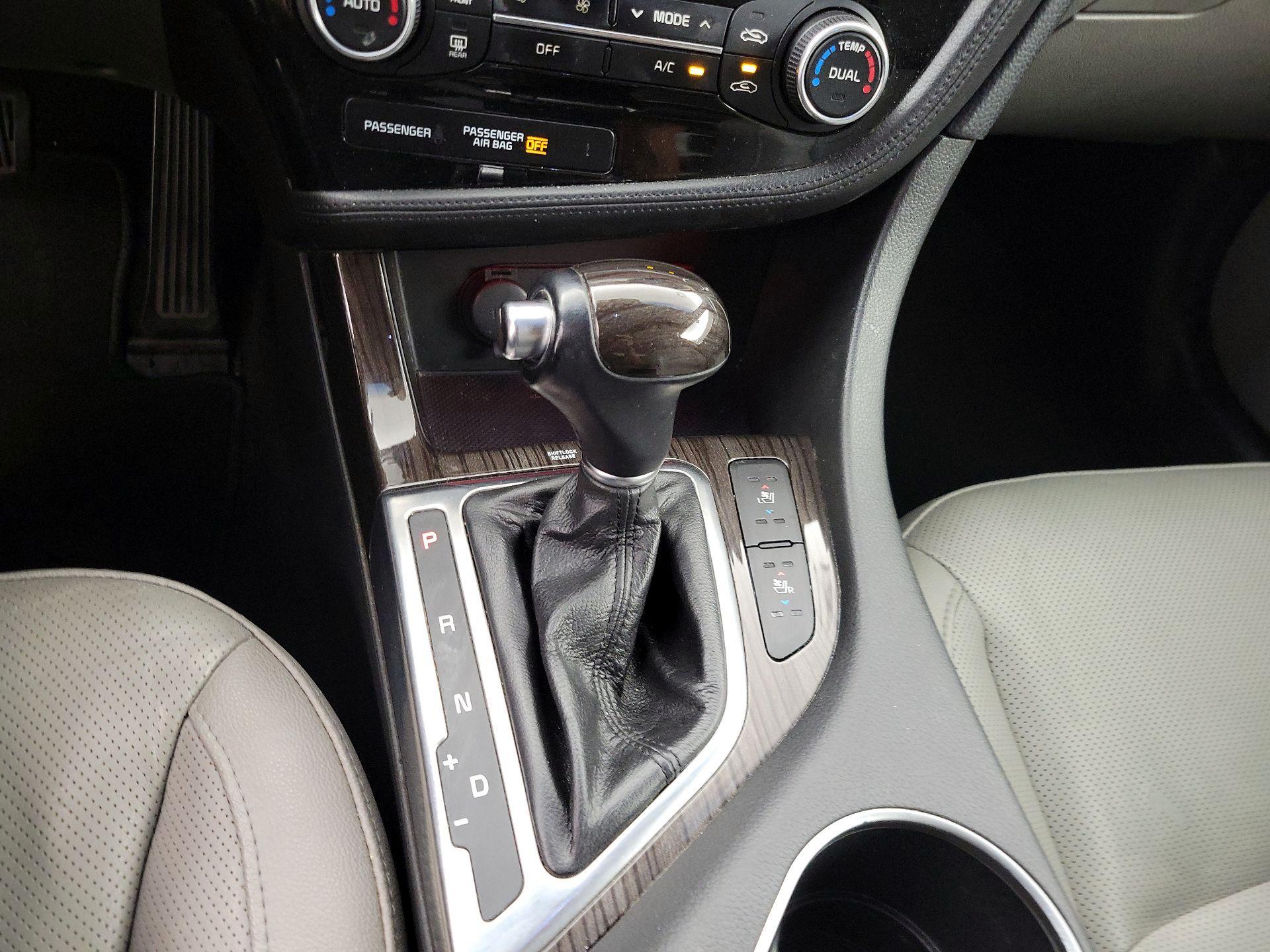 Thumbnail: 2014 Kia Optima - 17