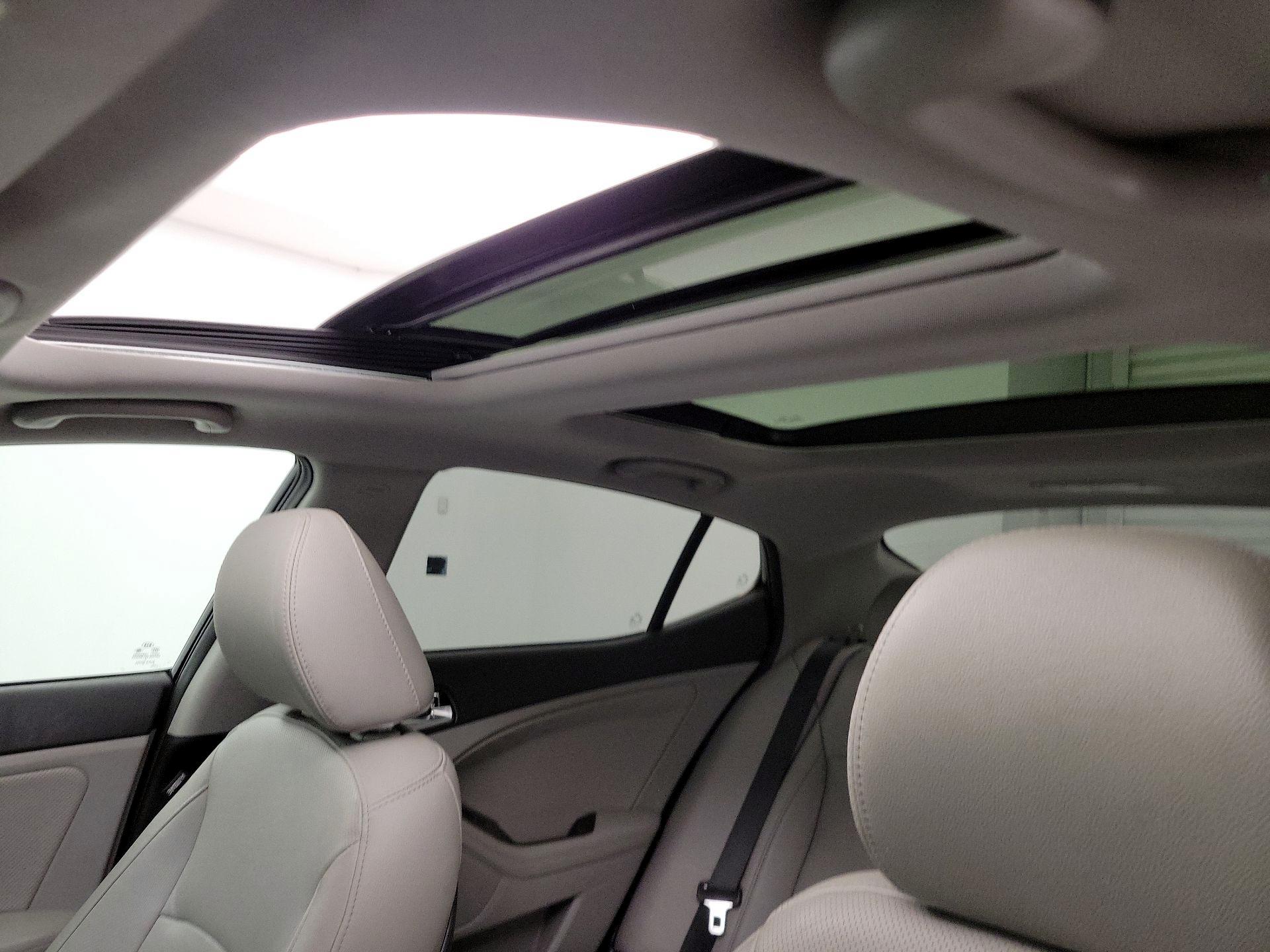 Thumbnail: 2014 Kia Optima - 19