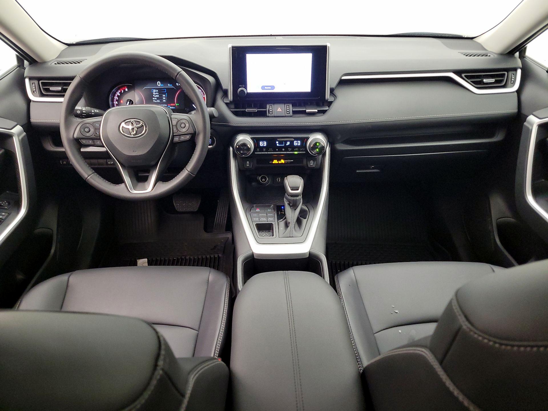 Thumbnail: 2025 Toyota RAV4 - 9