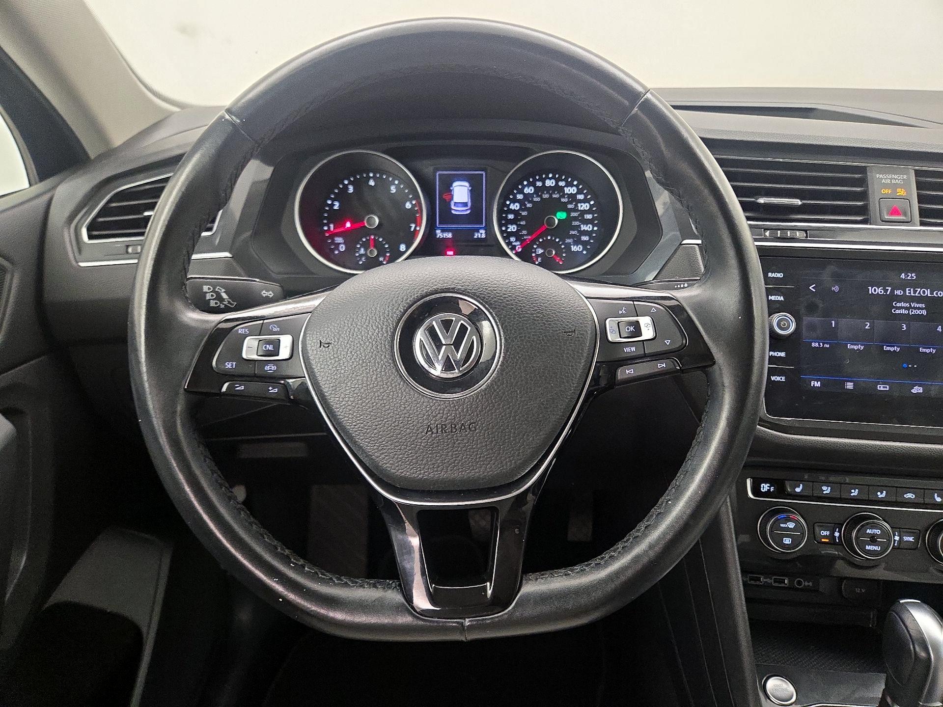 Thumbnail: 2019 Volkswagen Tiguan - 10