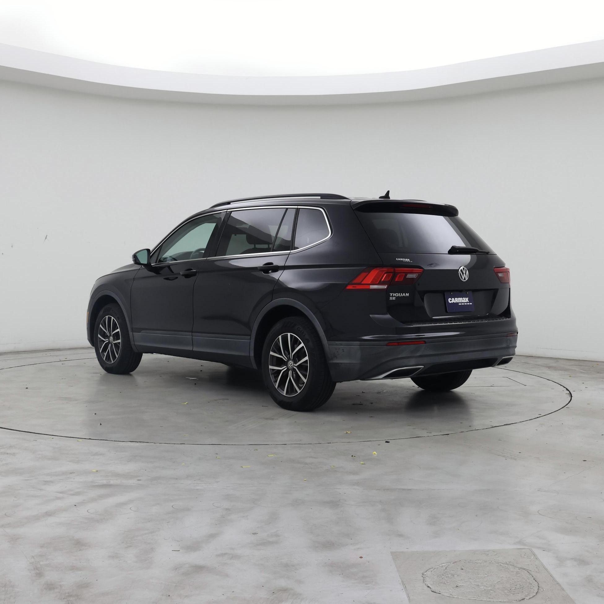 Thumbnail: 2019 Volkswagen Tiguan - 2