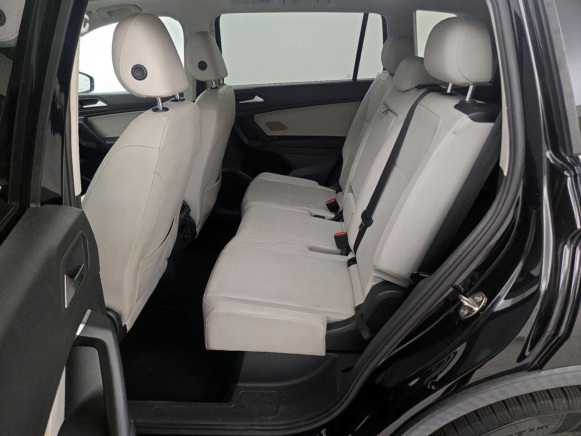 Thumbnail: 2019 Volkswagen Tiguan - 20