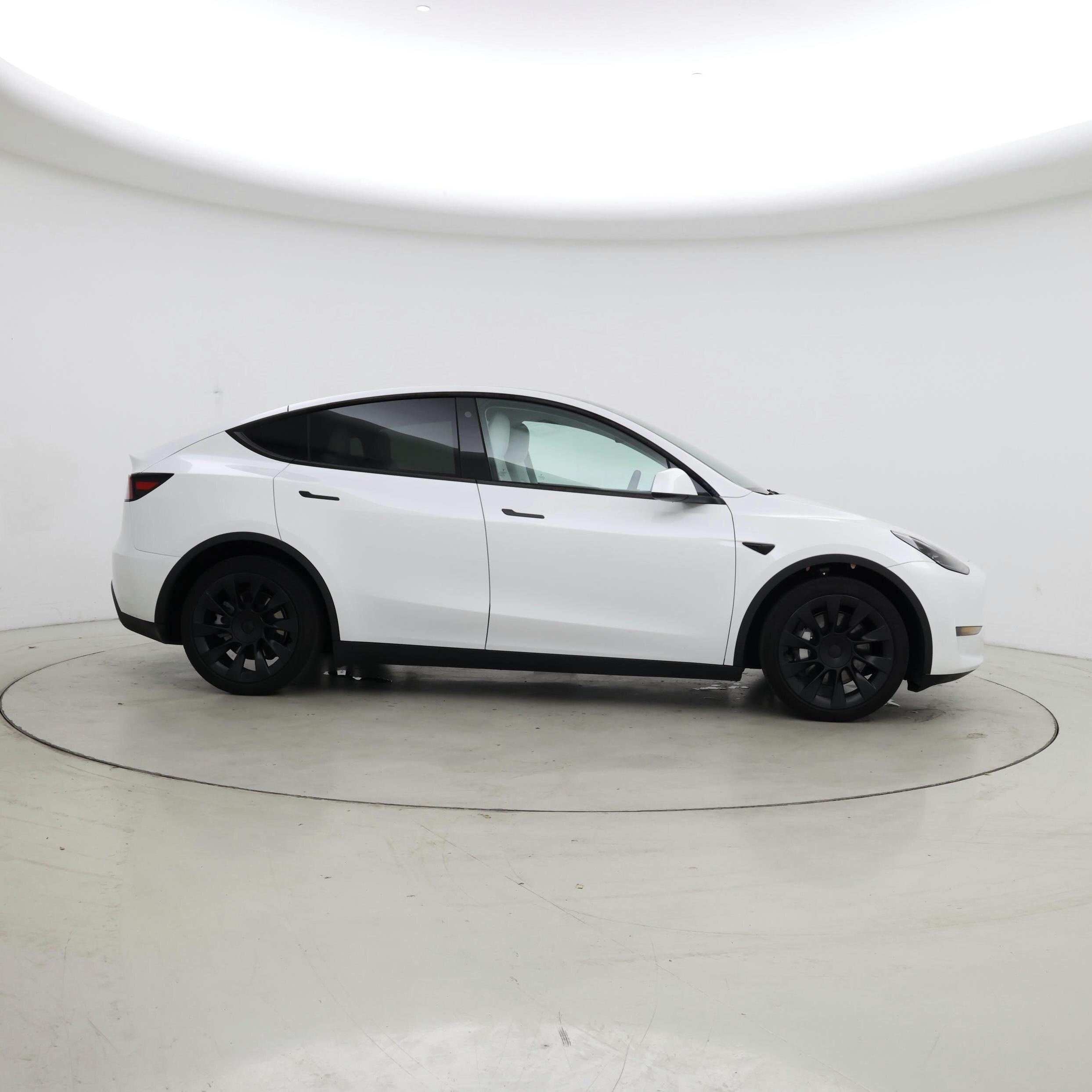 Thumbnail: 2023 Tesla Model Y - 7