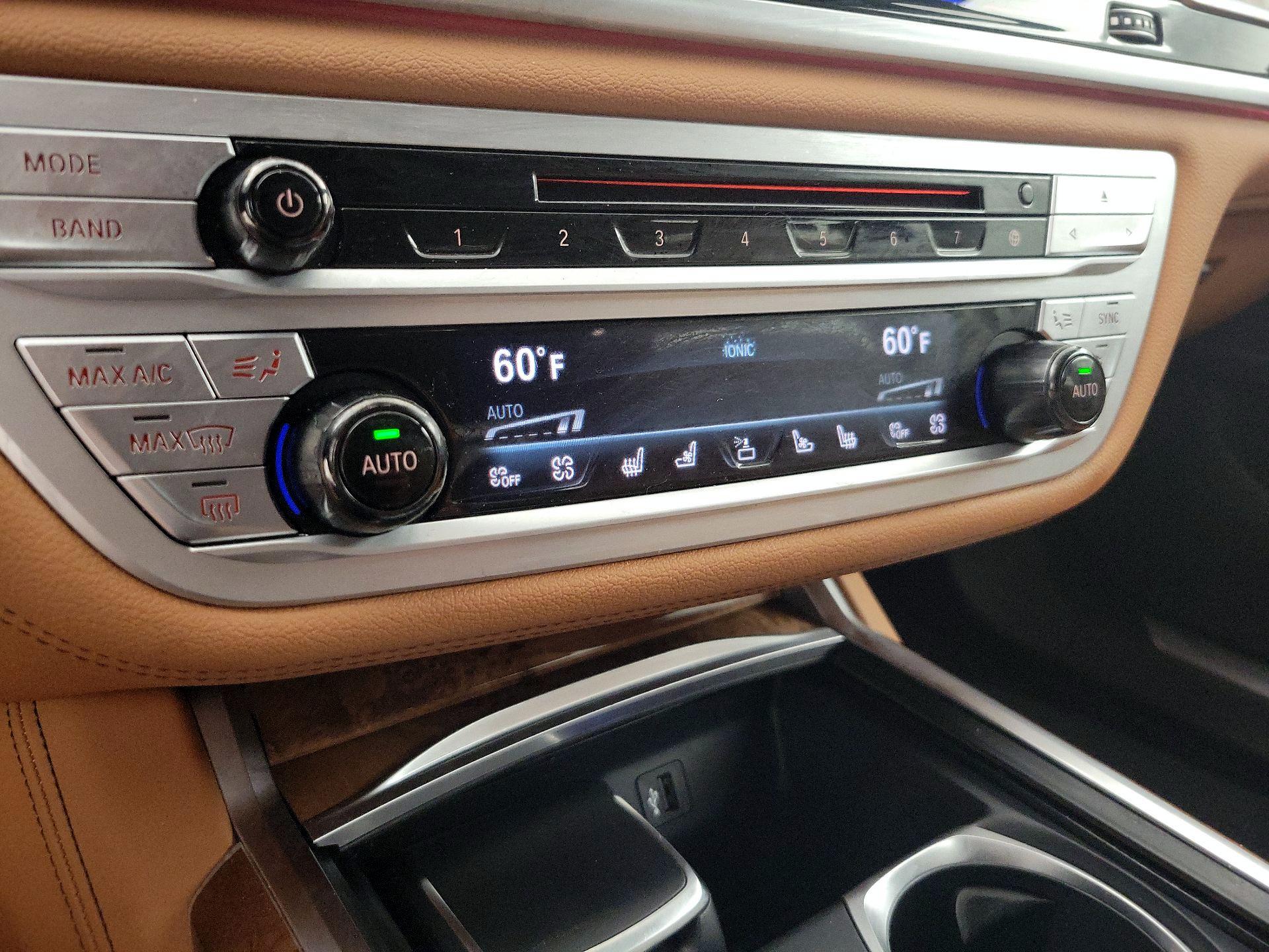Thumbnail: 2019 BMW 7 Series - 17