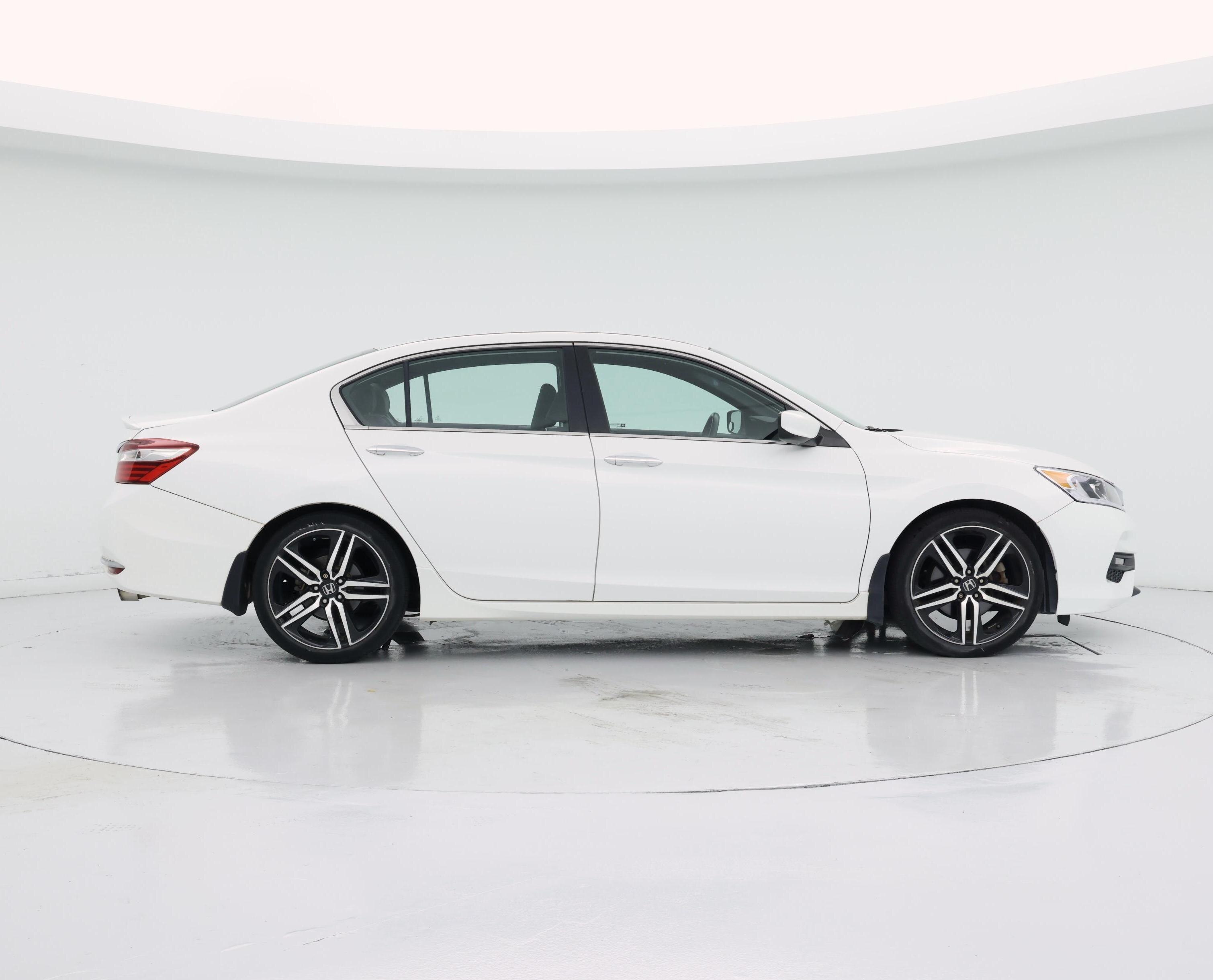 Thumbnail: 2017 Honda Accord - 7