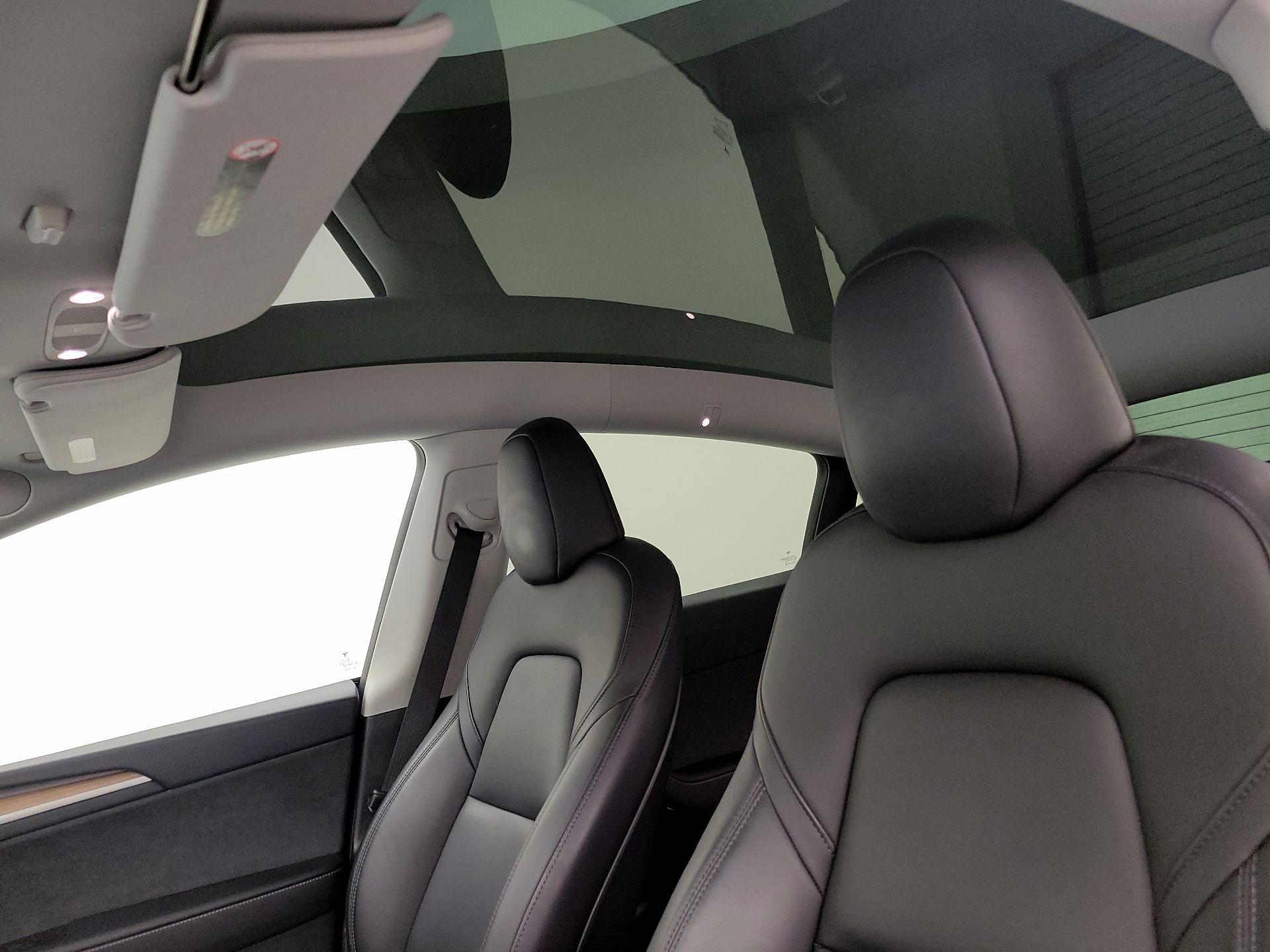 Thumbnail: 2023 Tesla Model Y - 18