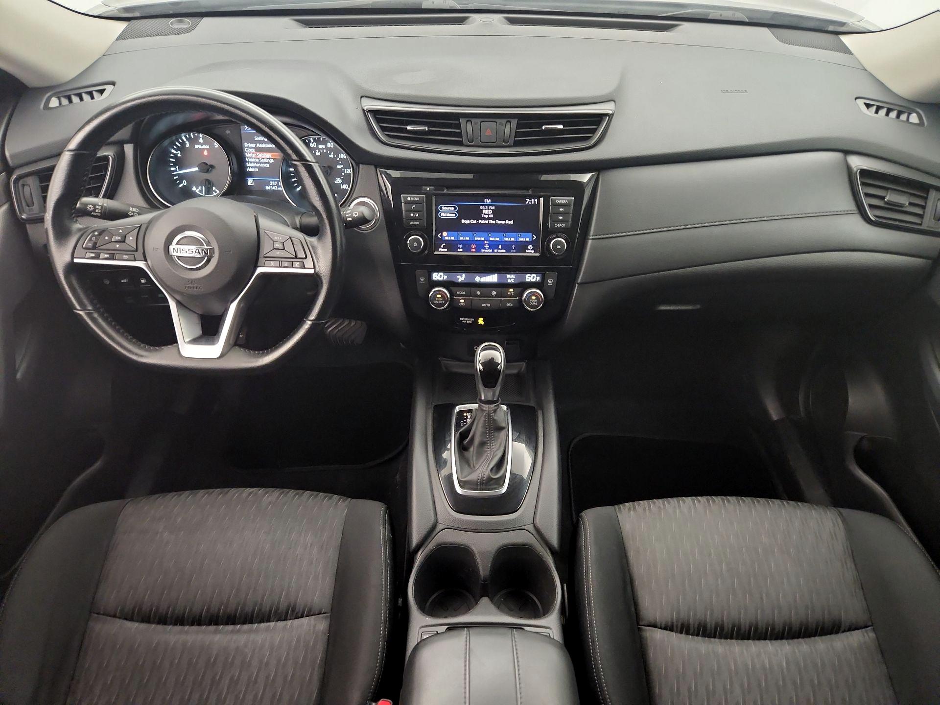 Thumbnail: 2020 Nissan Rogue - 9