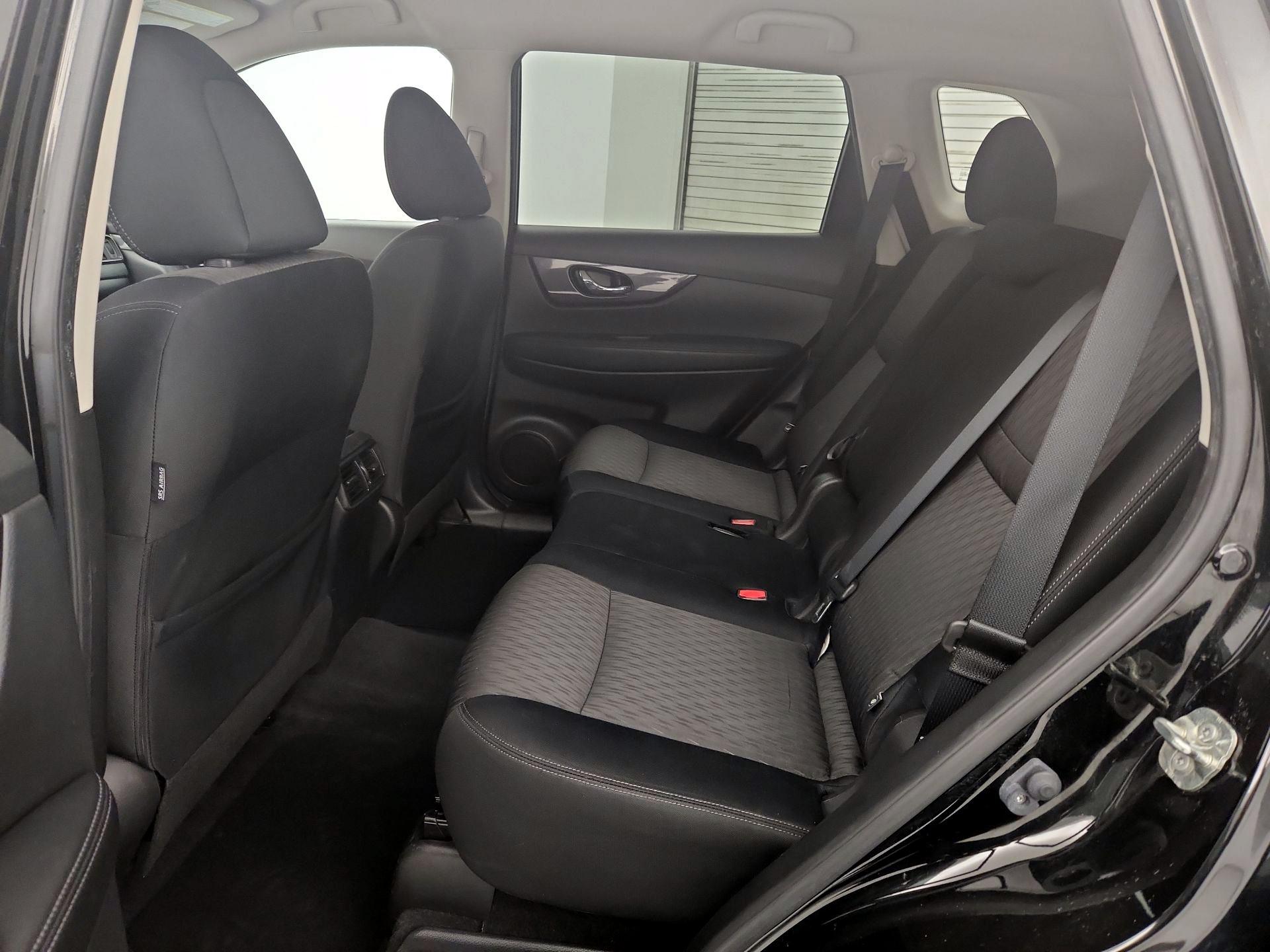 Thumbnail: 2020 Nissan Rogue - 19