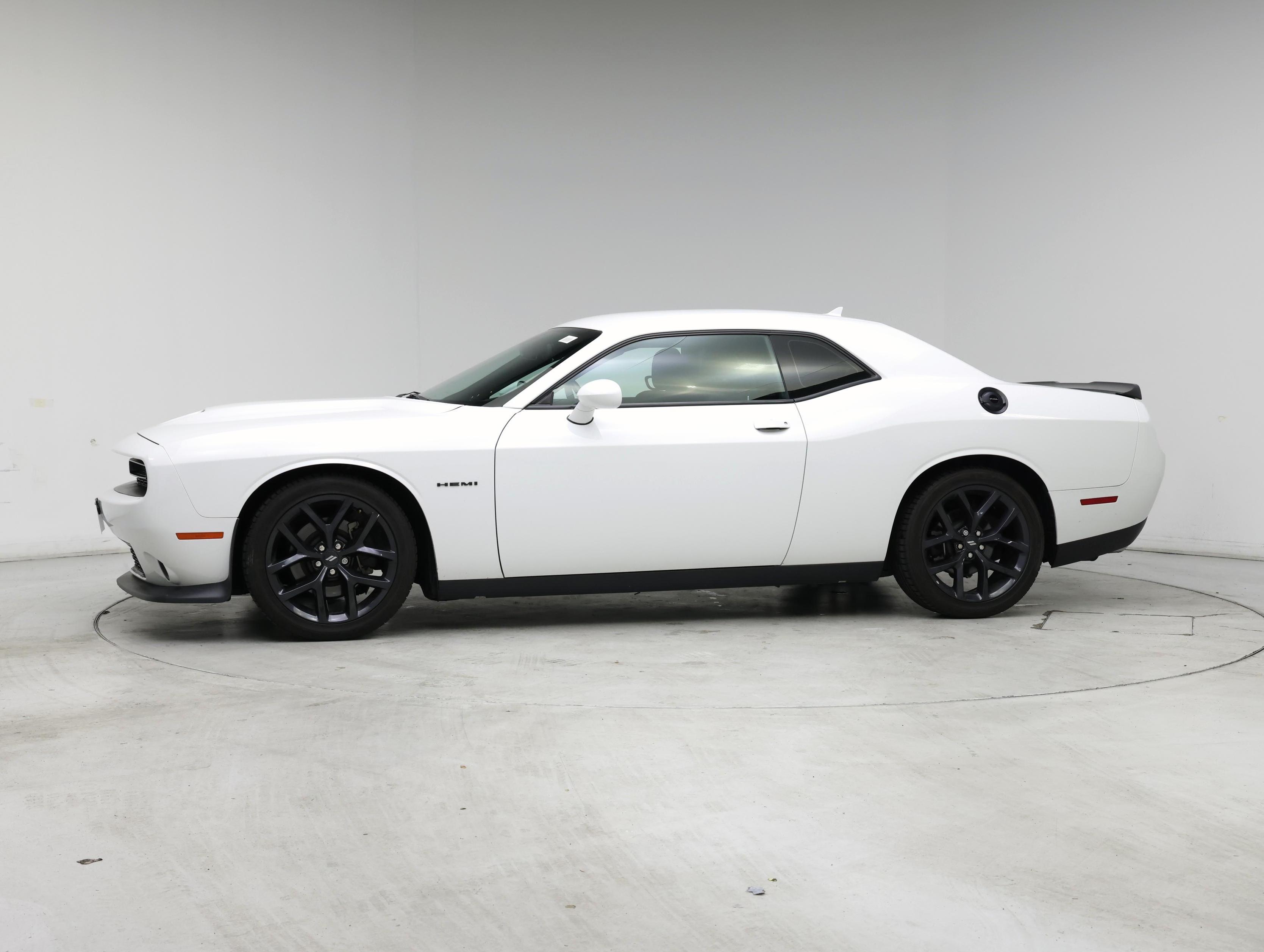 Thumbnail: 2020 Dodge Challenger - 3