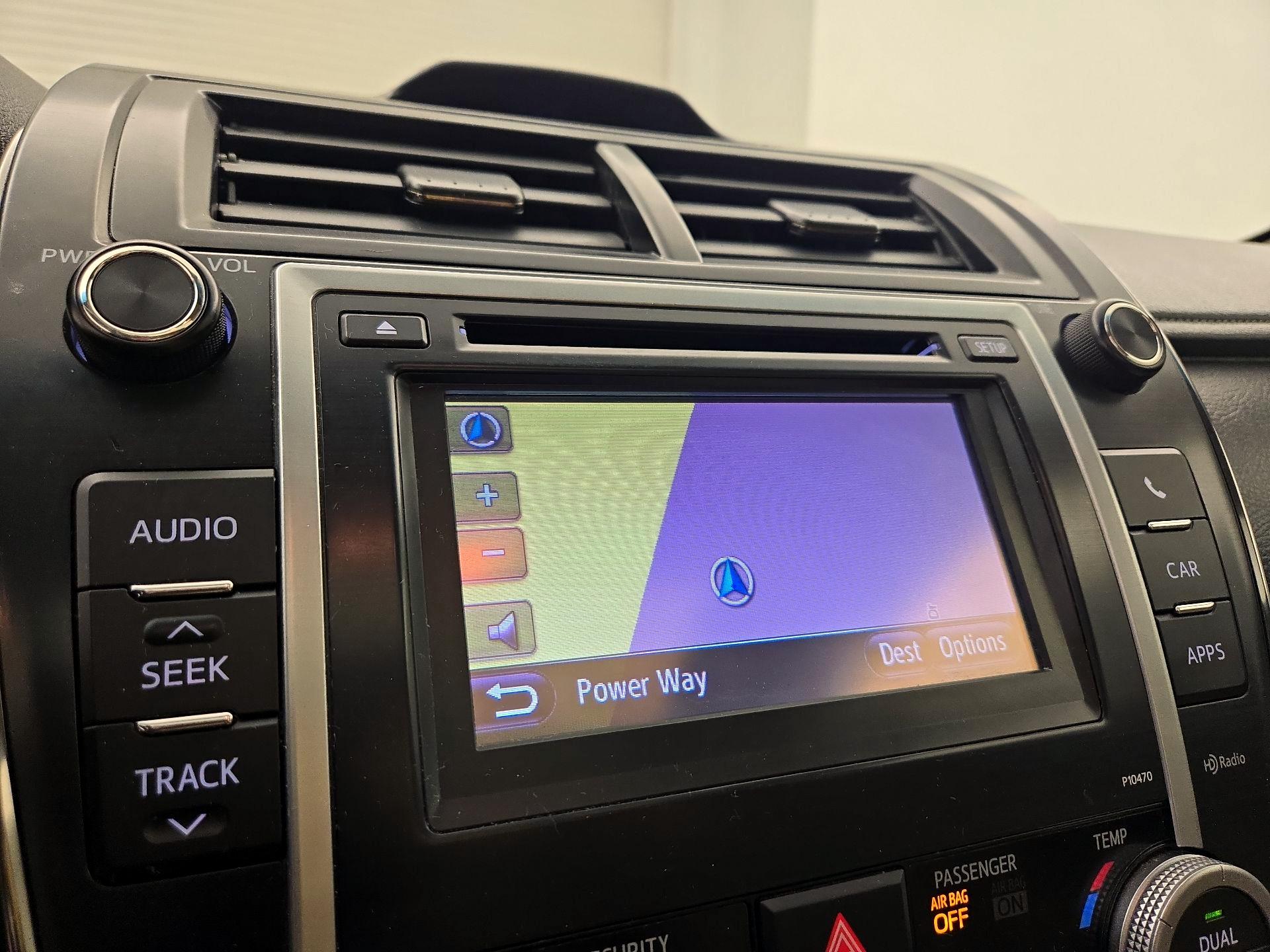 Thumbnail: 2014 Toyota Camry - 14