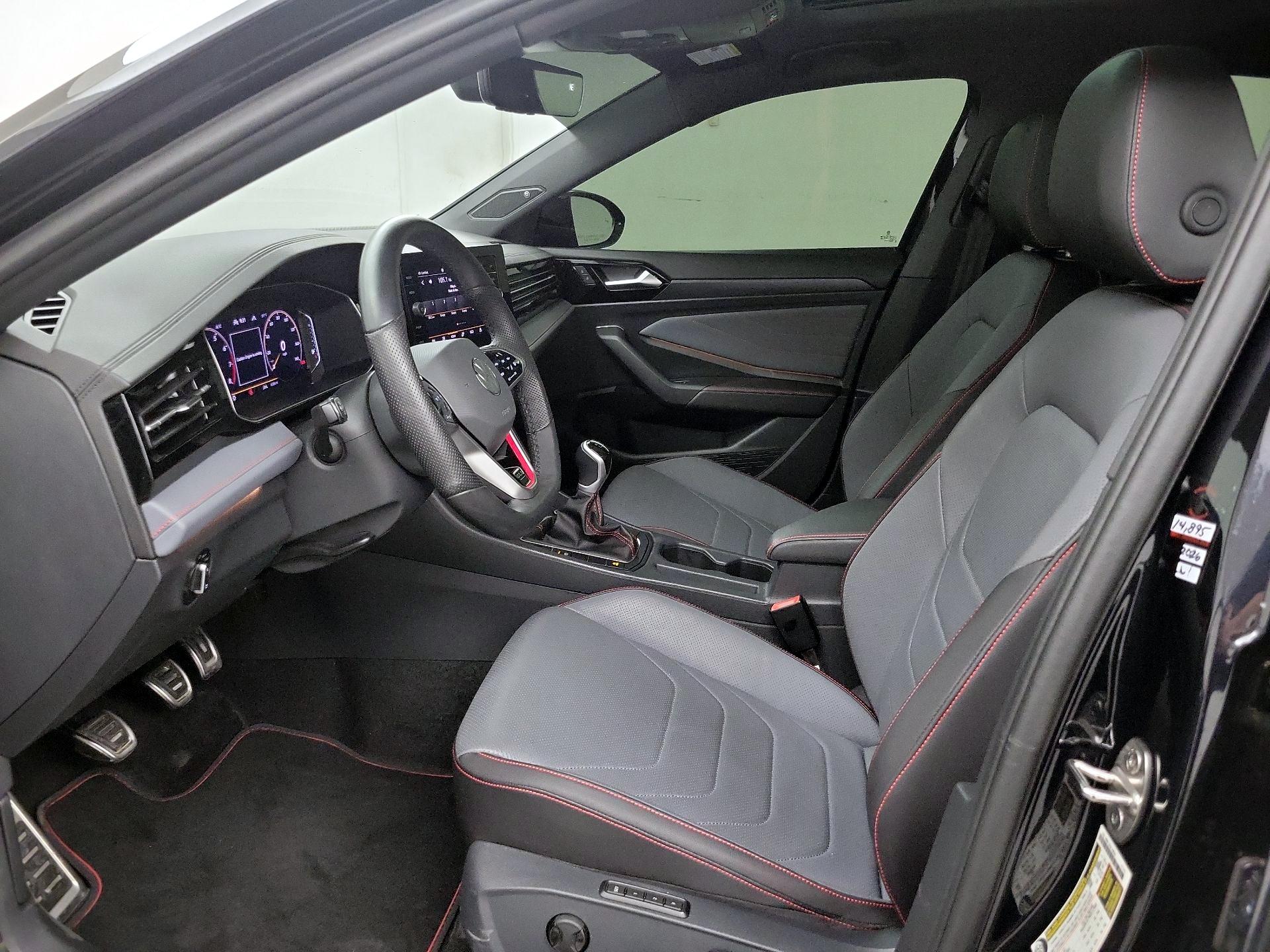 Thumbnail: 2025 Volkswagen Jetta - 11