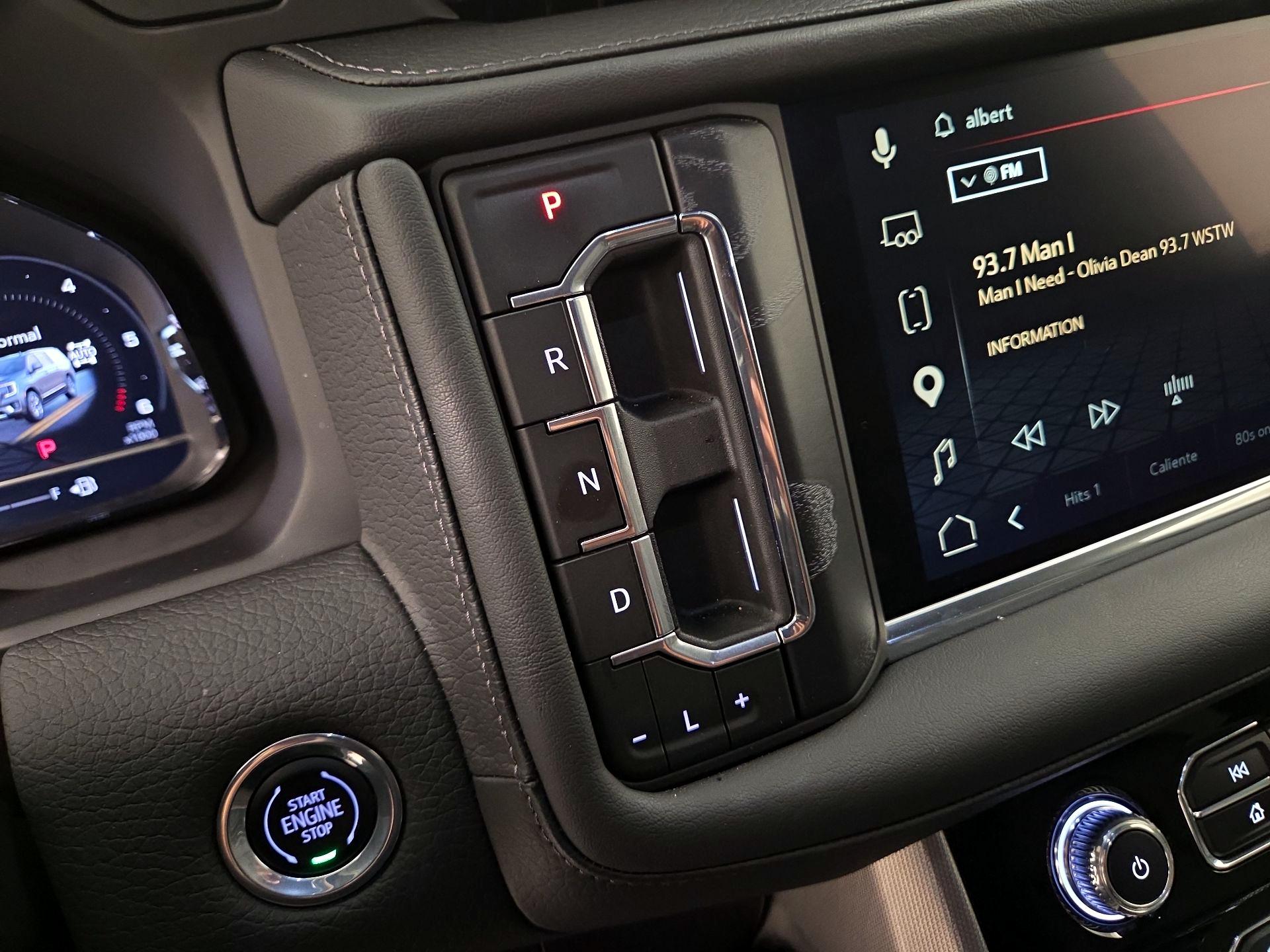 Thumbnail: 2023 GMC Yukon - 17