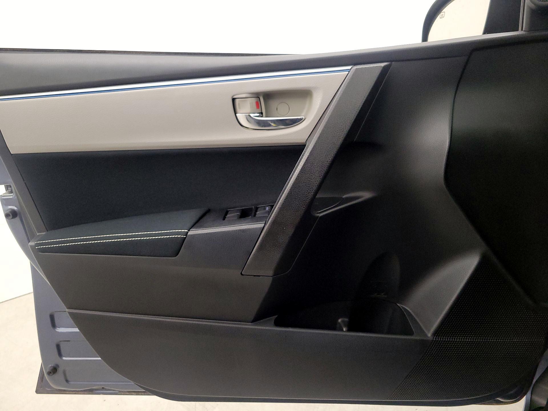 Thumbnail: 2014 Toyota Corolla - 12
