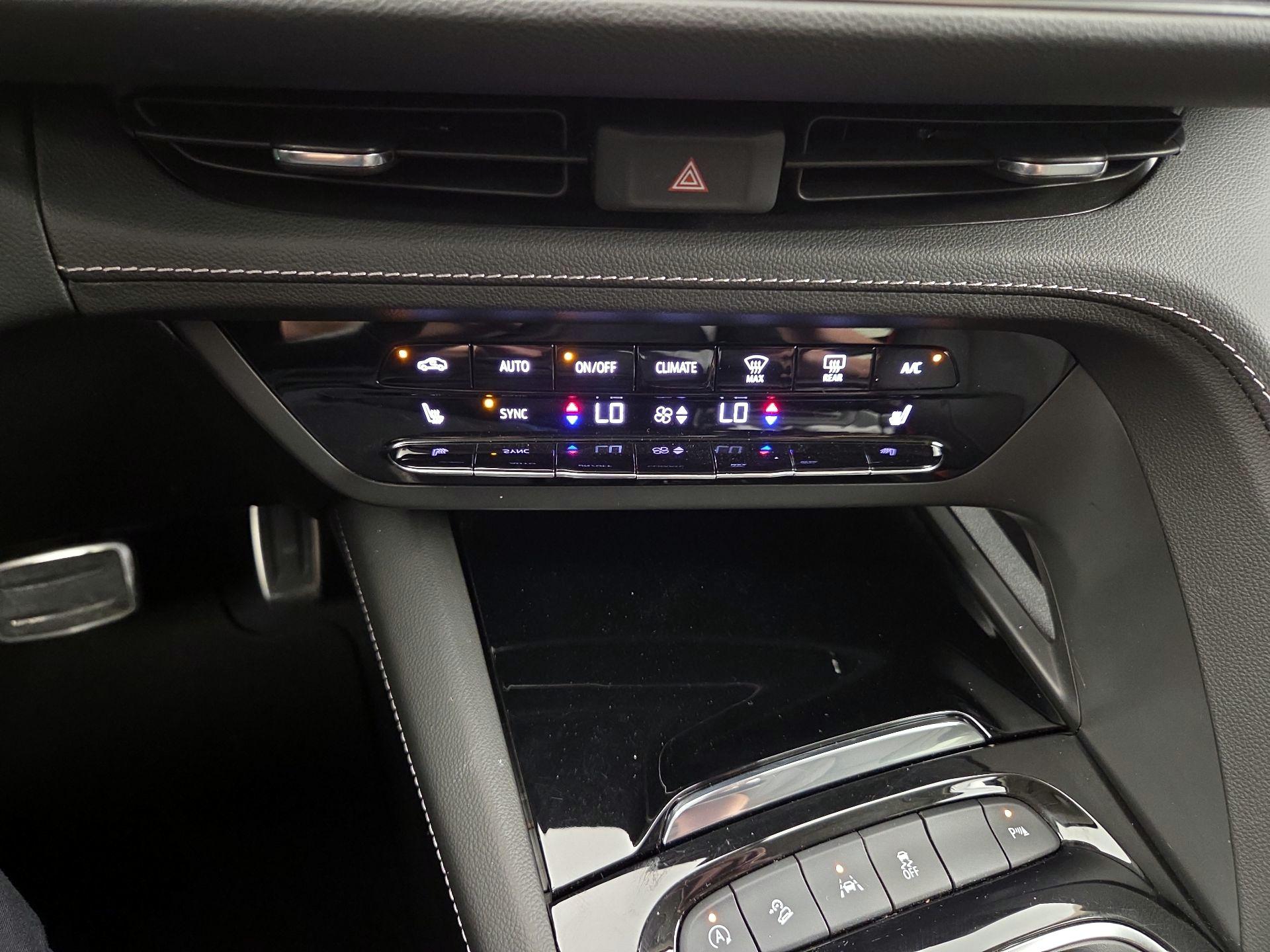 Thumbnail: 2023 Buick Envision - 16