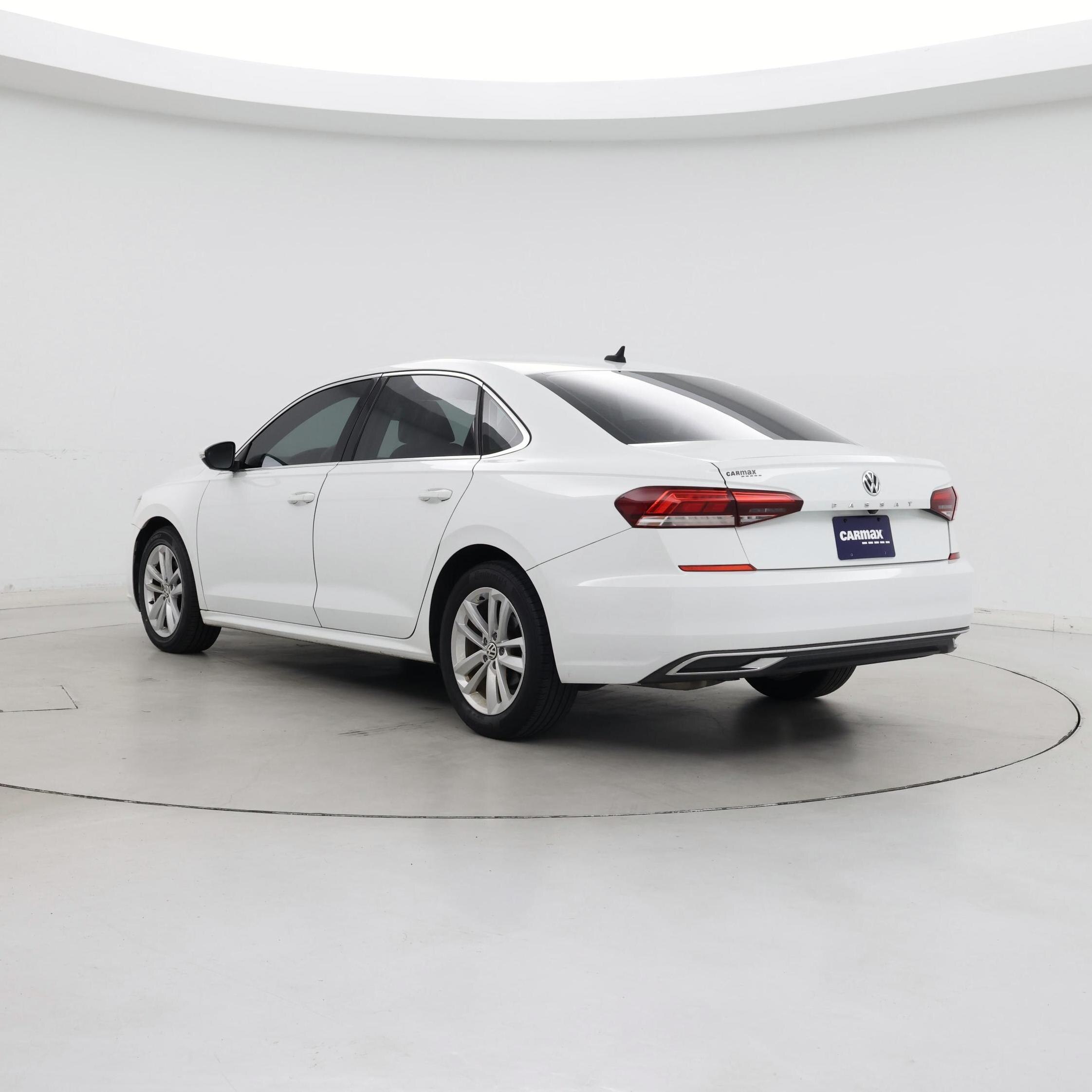 Thumbnail: 2020 Volkswagen Passat - 2