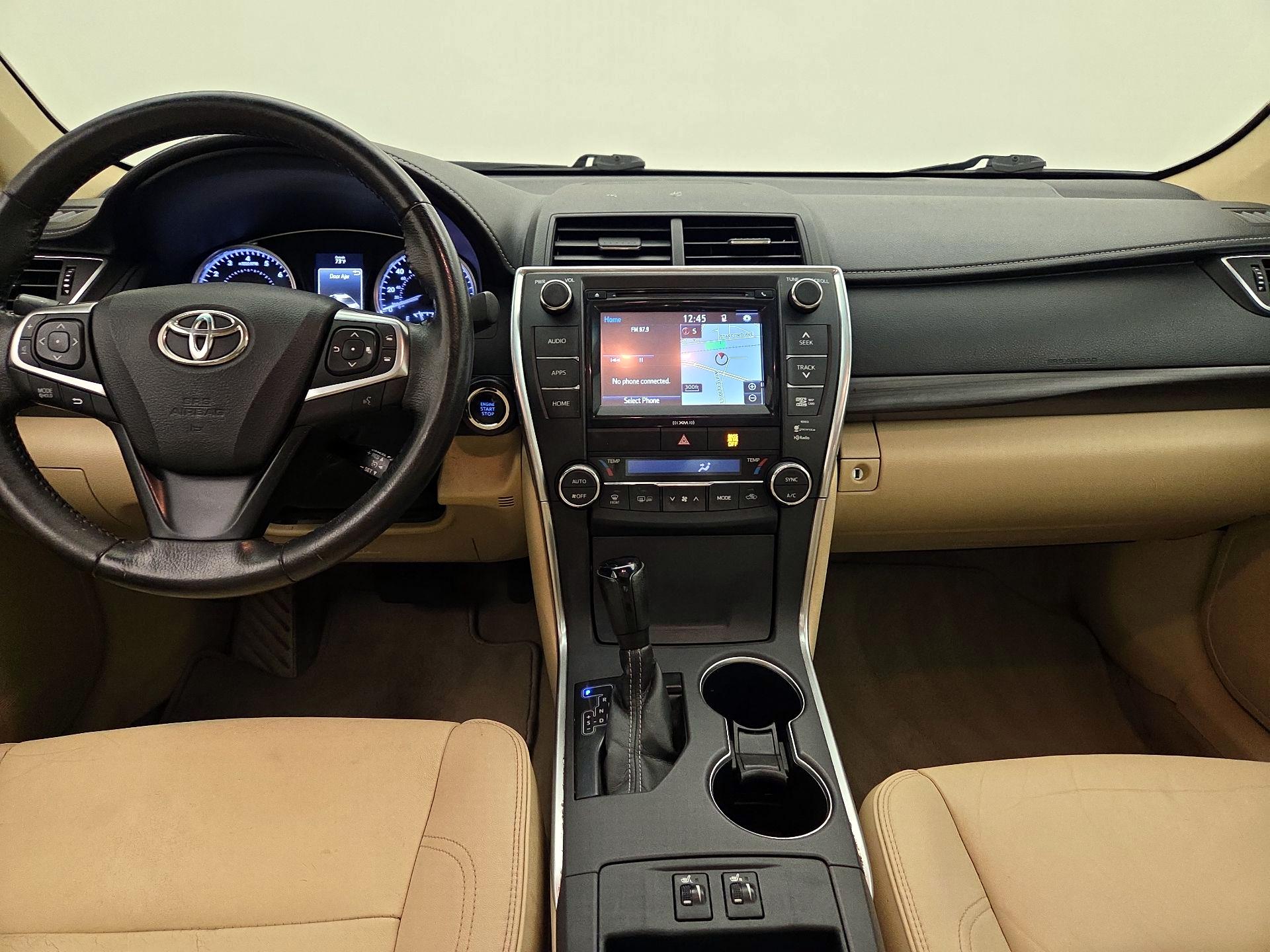 Thumbnail: 2016 Toyota Camry - 9