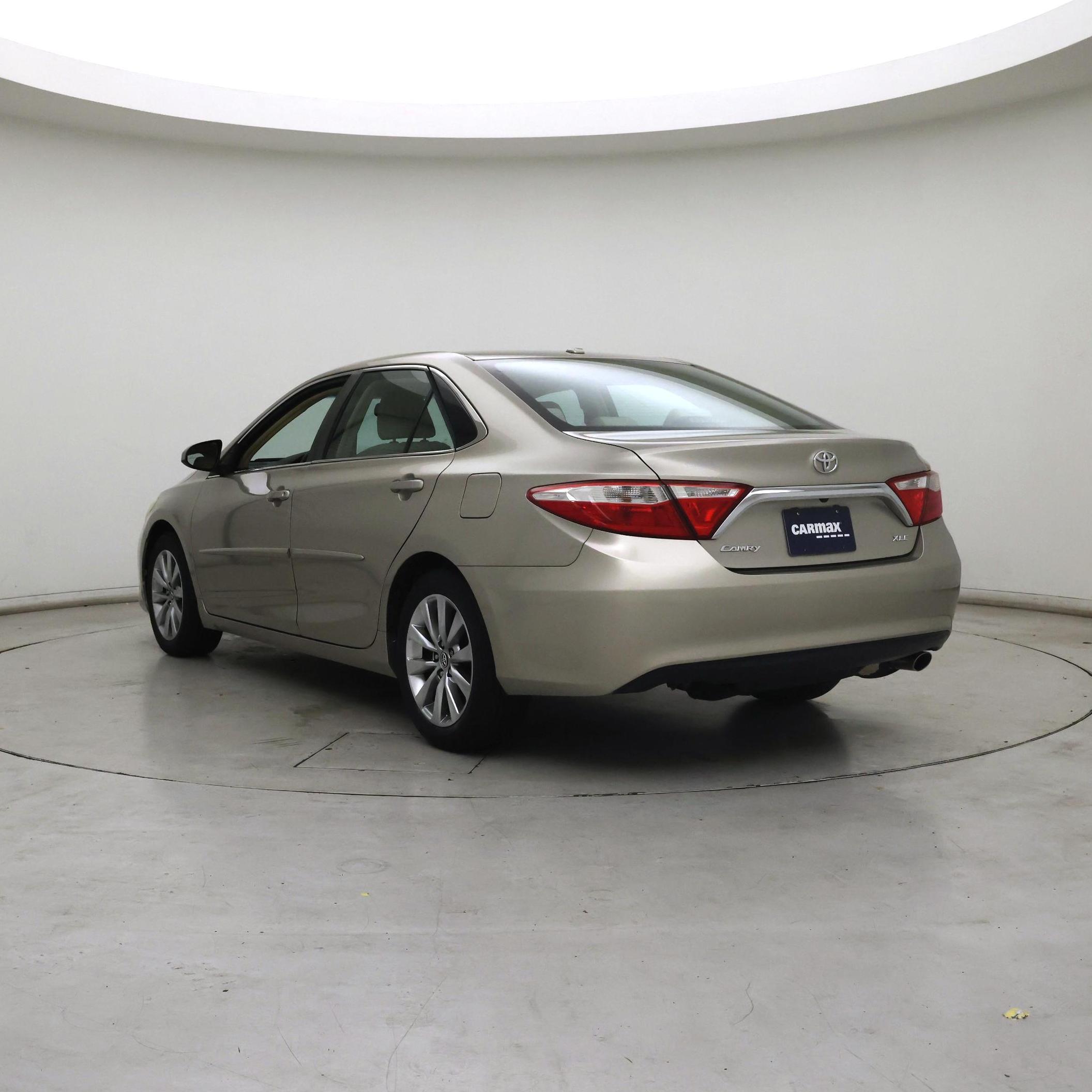 Thumbnail: 2016 Toyota Camry - 2