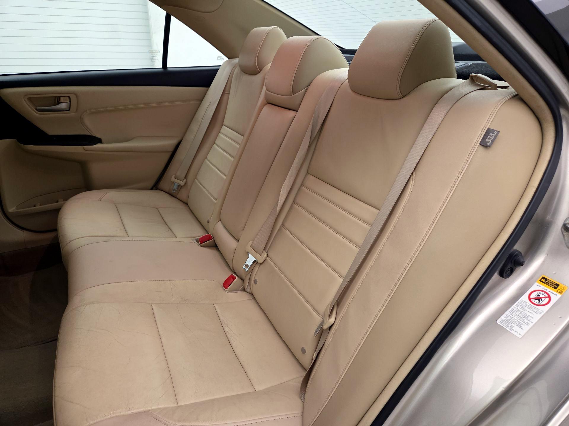 Thumbnail: 2016 Toyota Camry - 20
