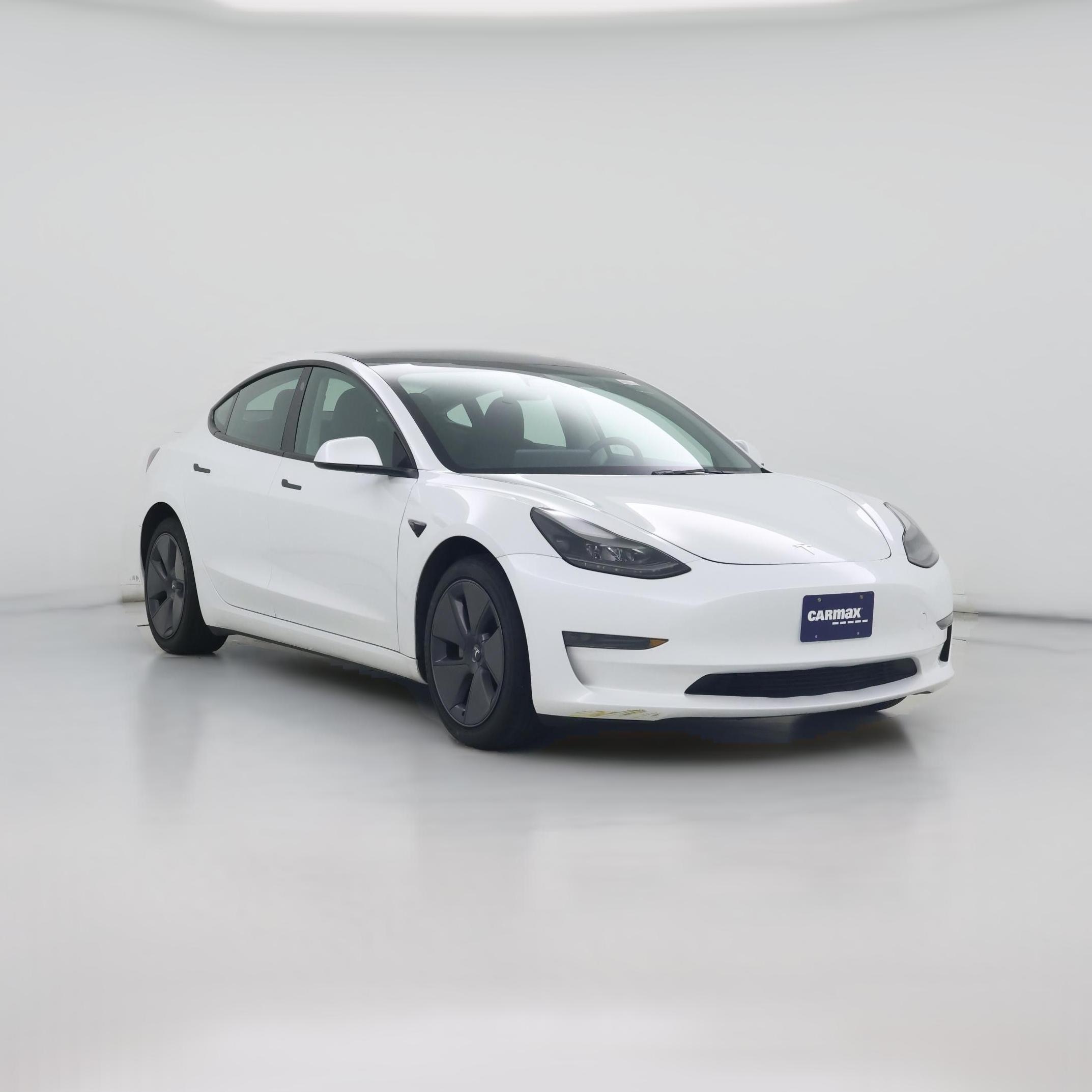 Thumbnail: 2023 Tesla Model 3 - 1