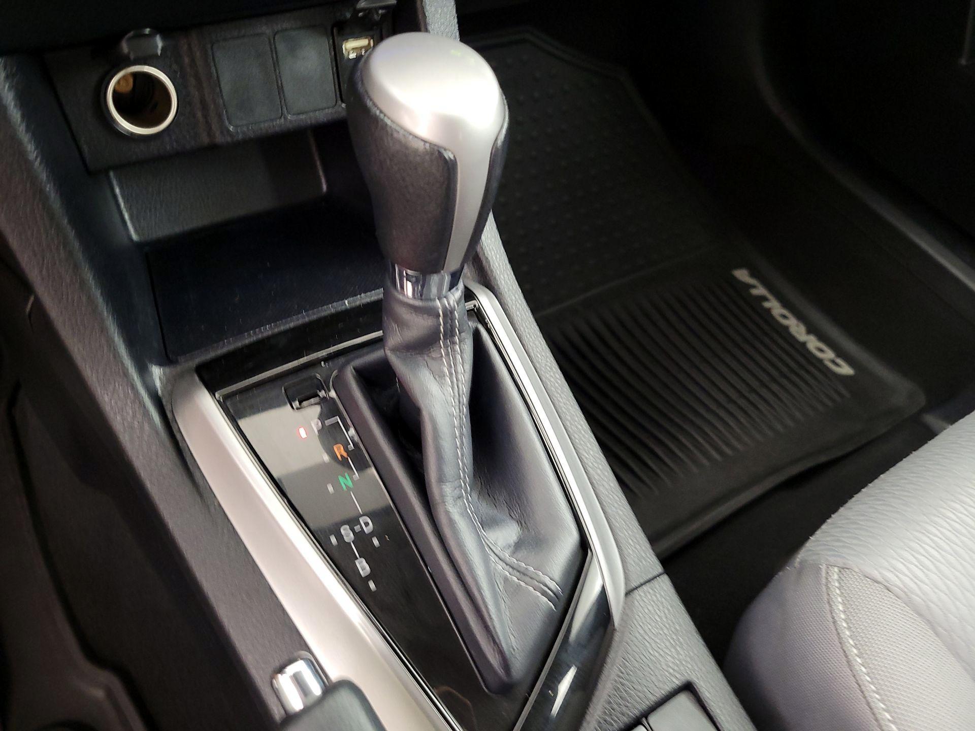 Thumbnail: 2016 Toyota Corolla - 17