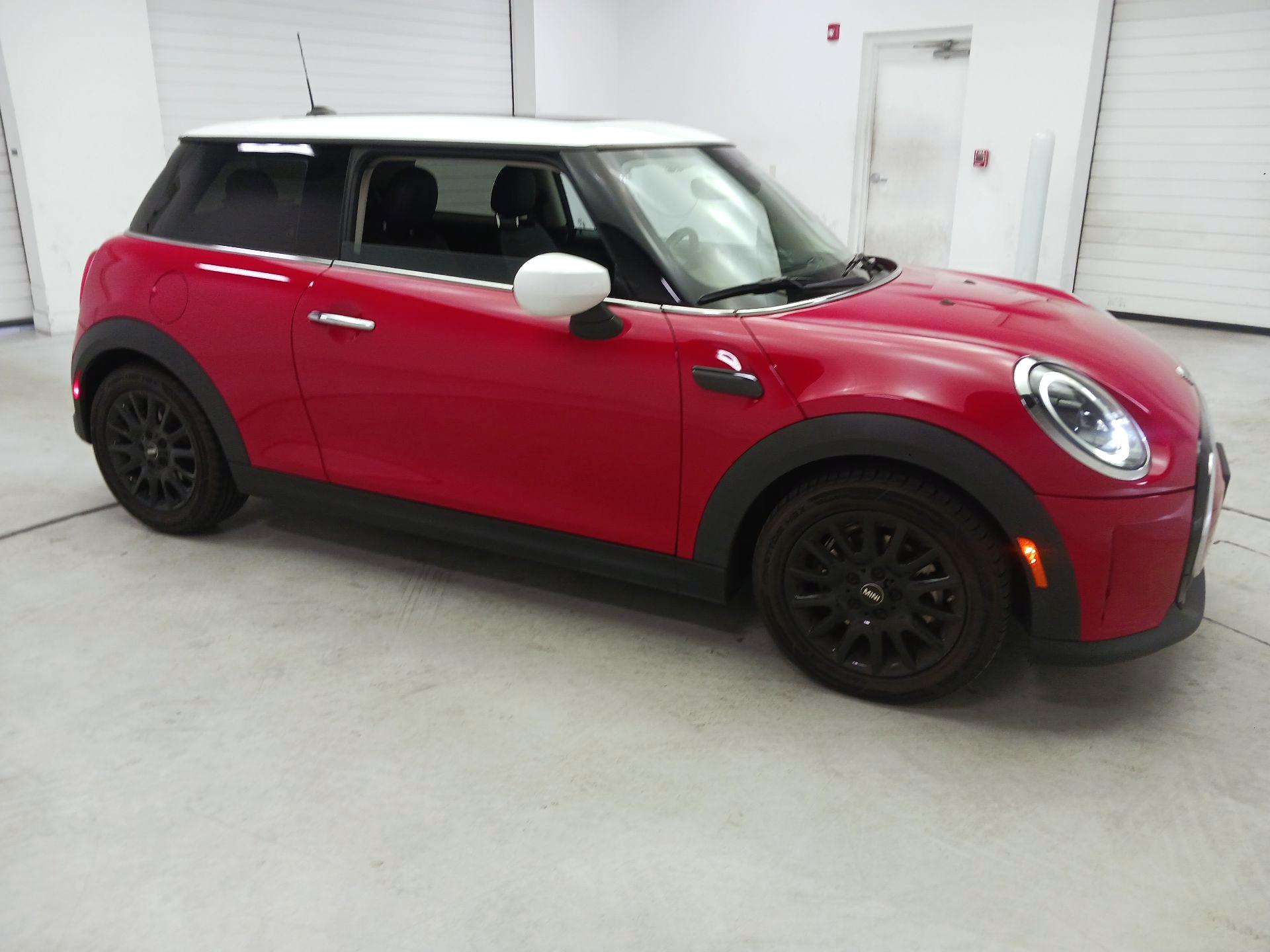 Thumbnail: 2023 MINI Cooper Hardtop - 4