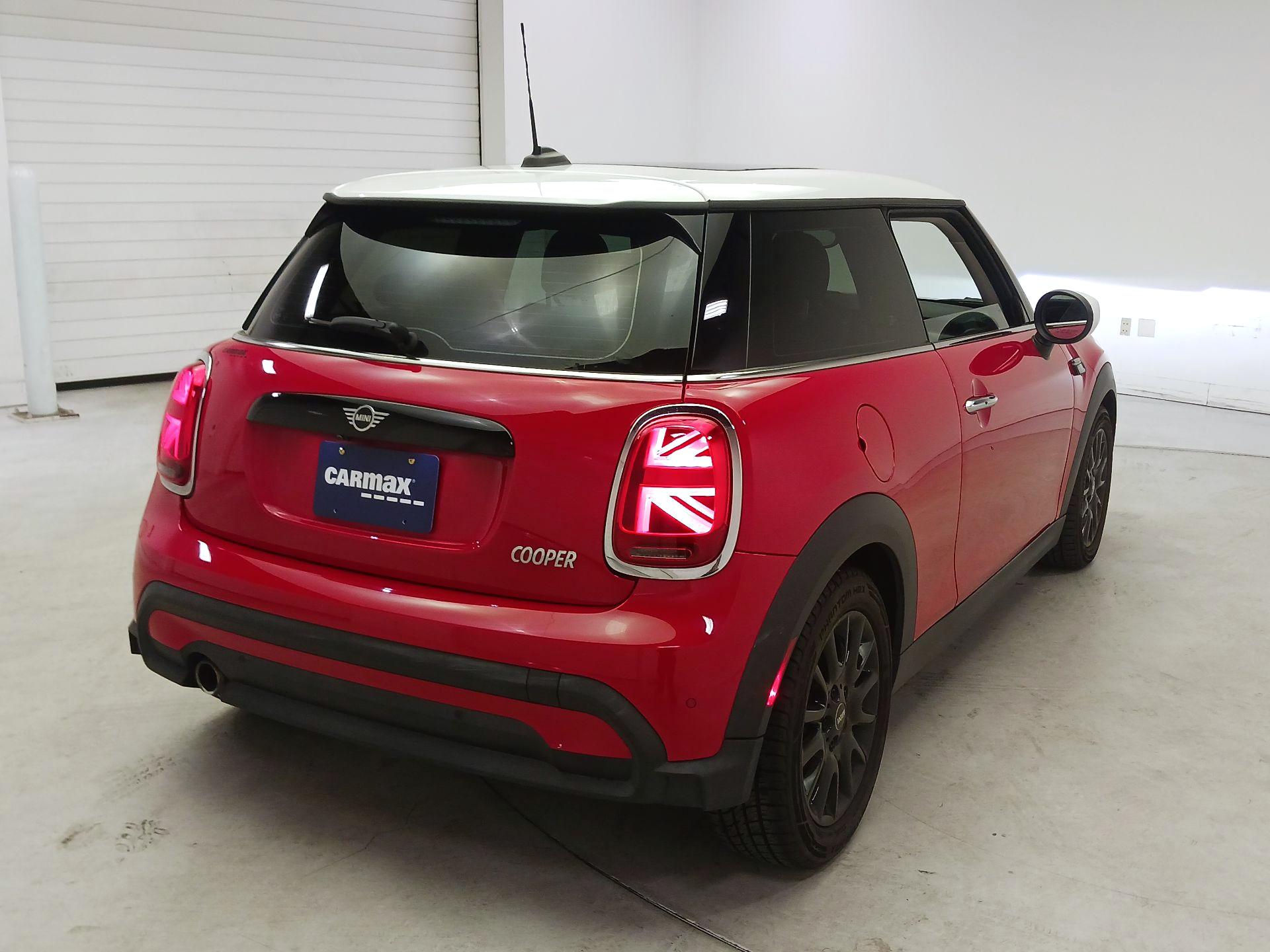 Thumbnail: 2023 MINI Cooper Hardtop - 5