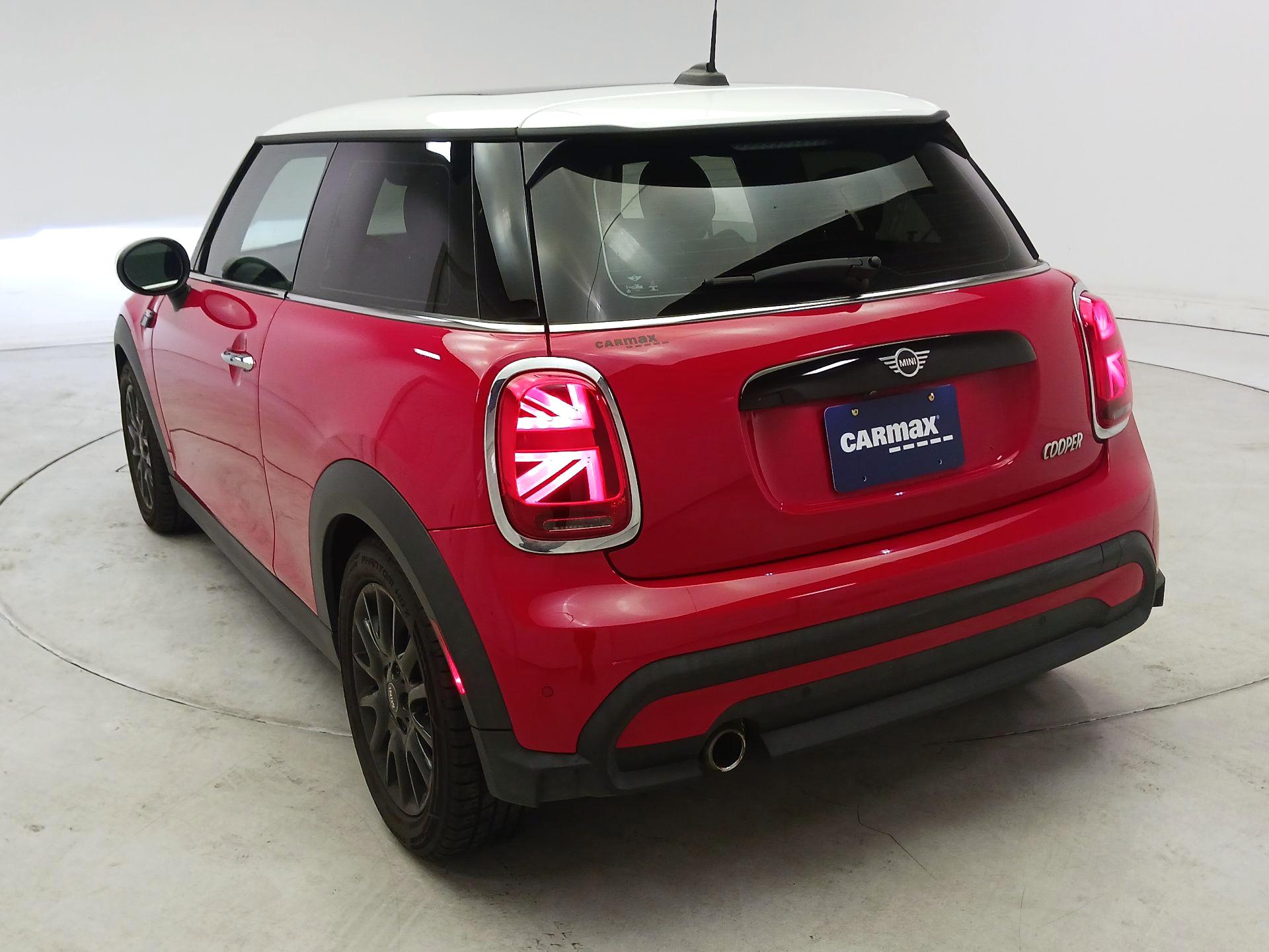 Thumbnail: 2023 MINI Cooper Hardtop - 7