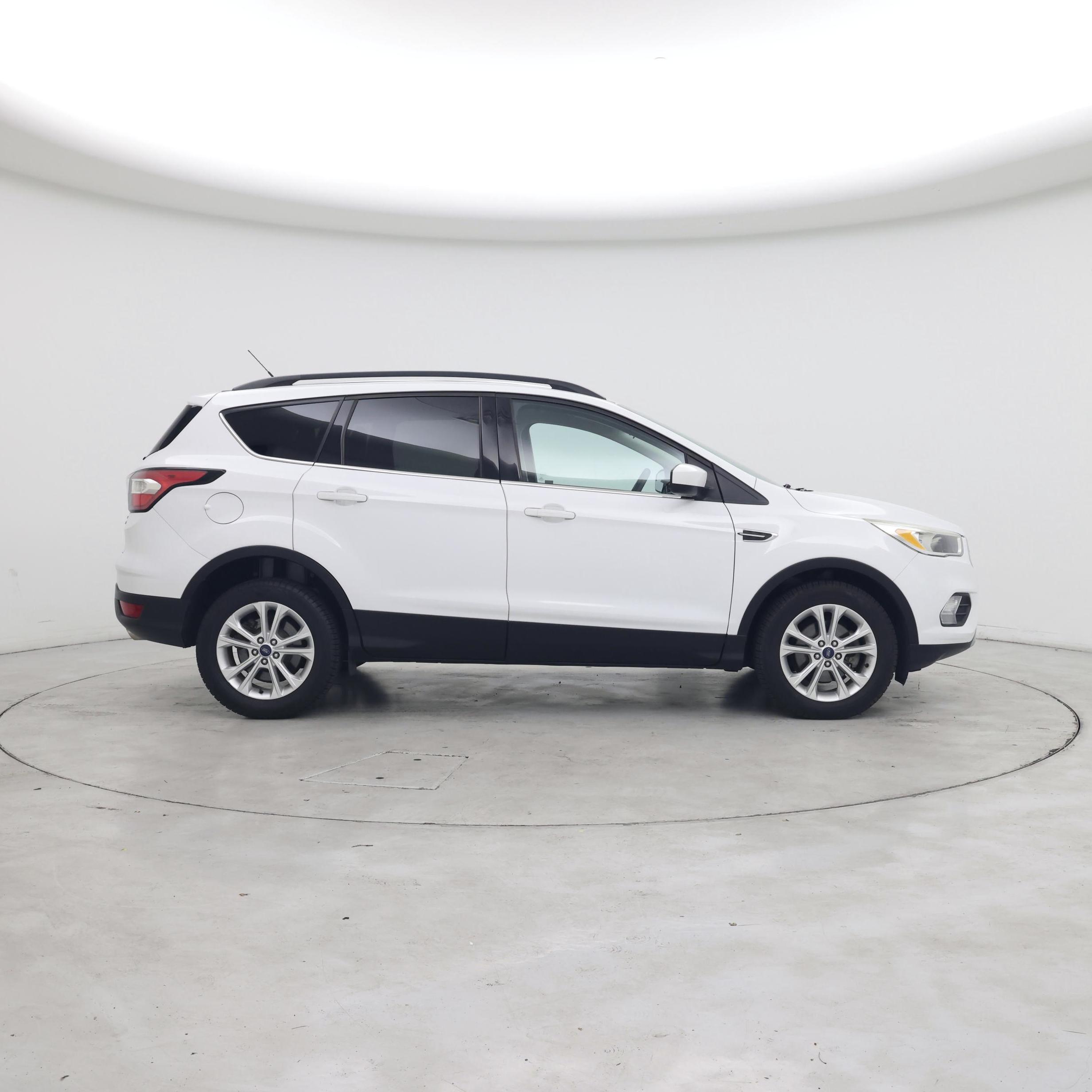 Thumbnail: 2018 Ford Escape - 7