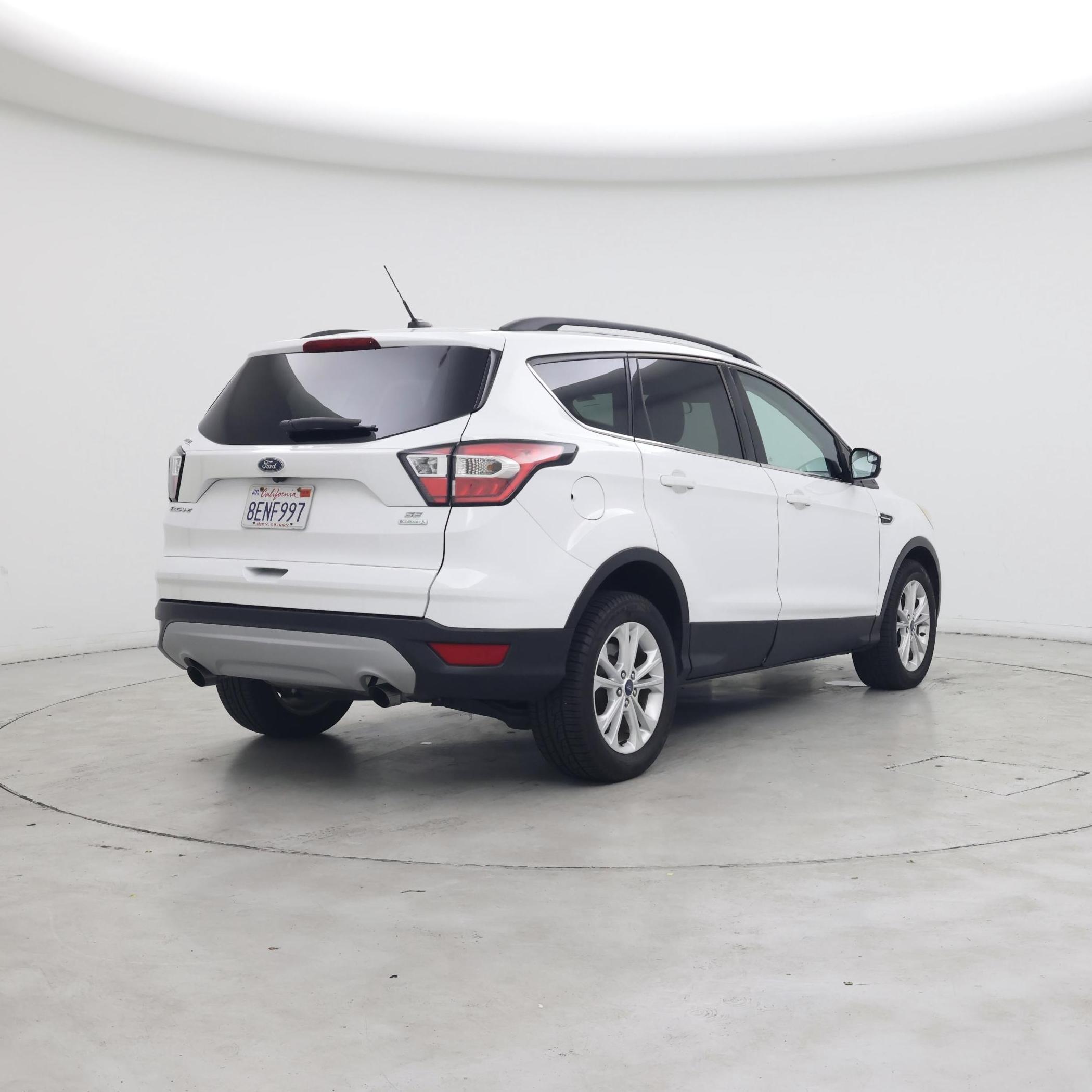 Thumbnail: 2018 Ford Escape - 8