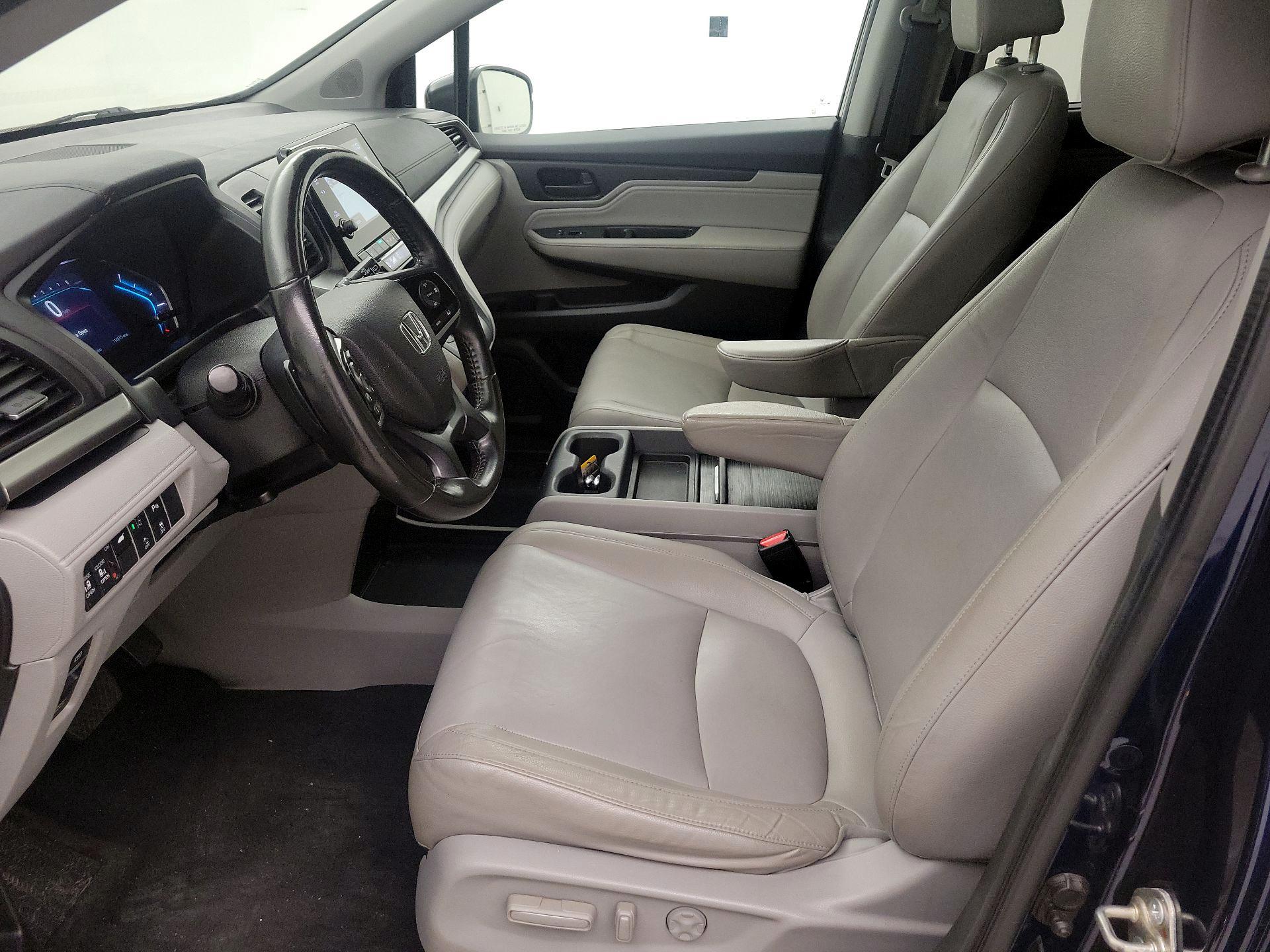 Thumbnail: 2018 Honda Odyssey - 11